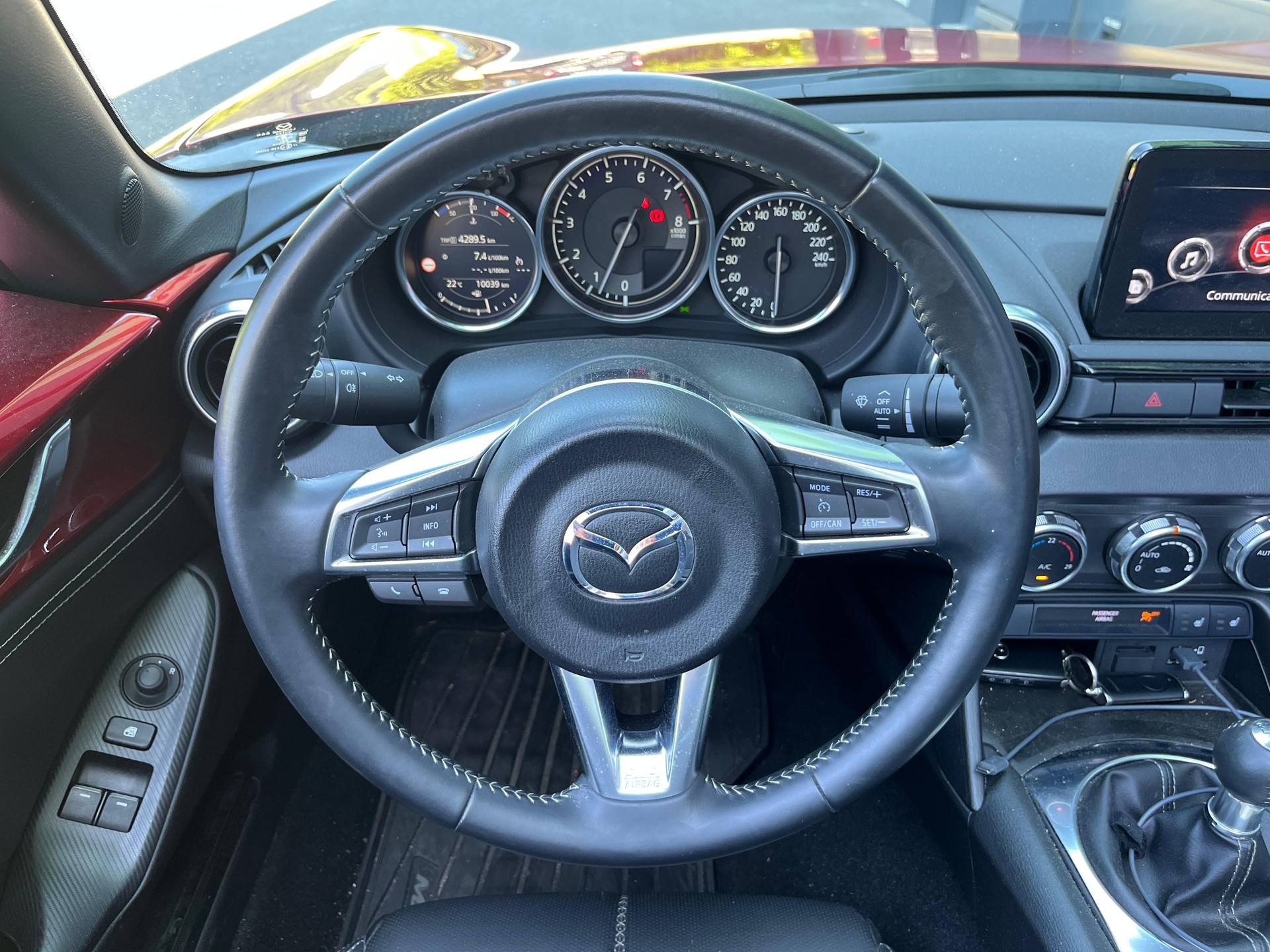 MAZDA MX-5 SKYACTIV-G 184 Revolution-image-10