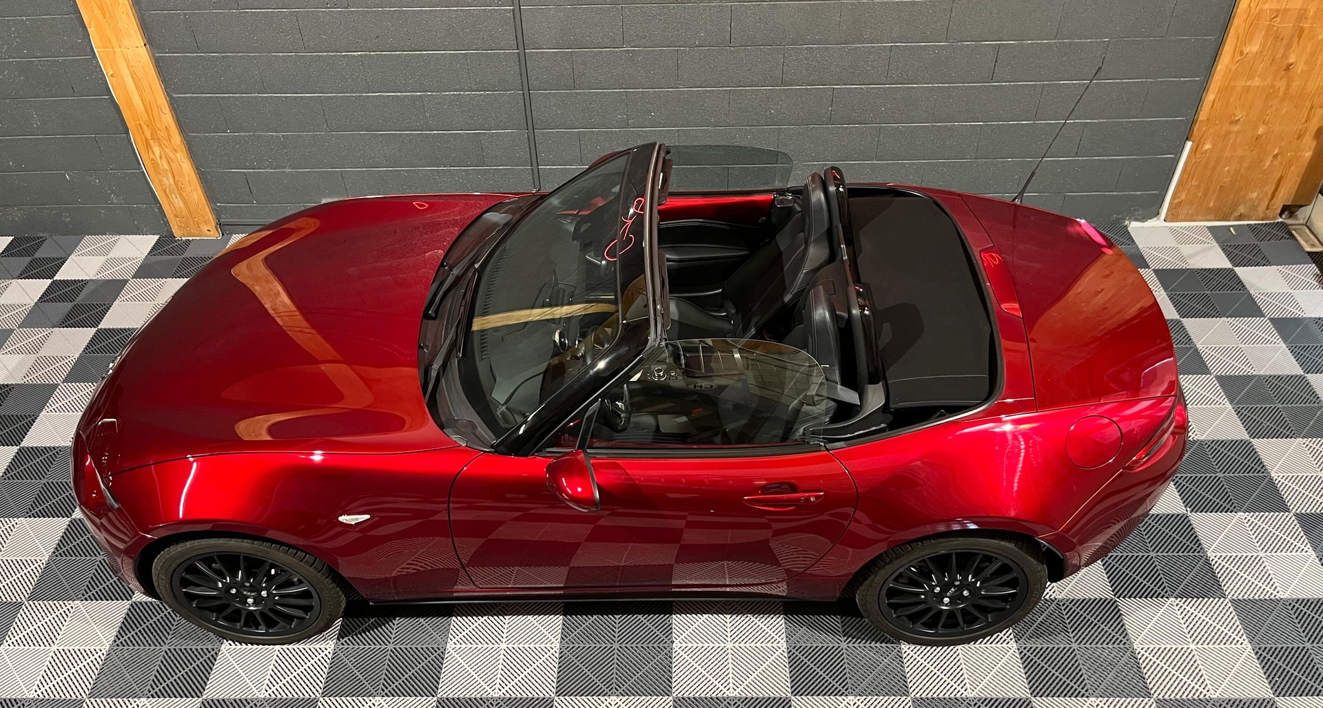 MAZDA MX-5 SKYACTIV-G 184 Revolution-image-5