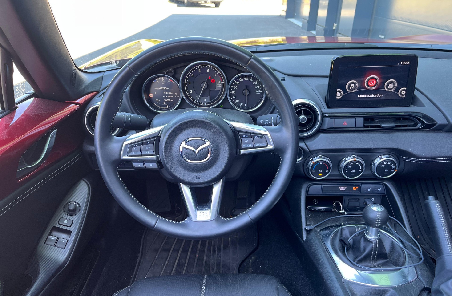 MAZDA MX-5 SKYACTIV-G 184 Revolution-image-9