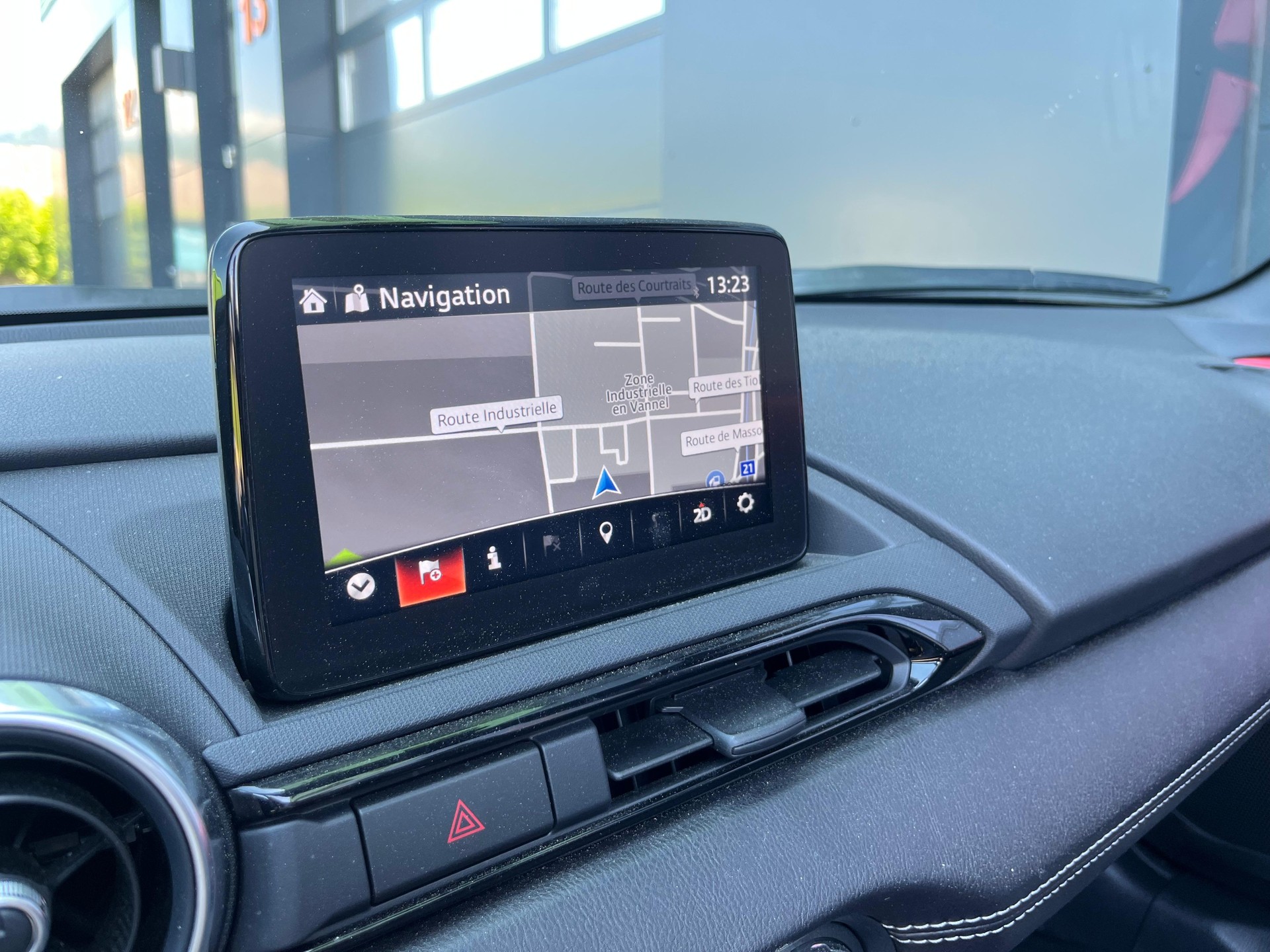 MAZDA MX-5 SKYACTIV-G 184 Revolution-image-14