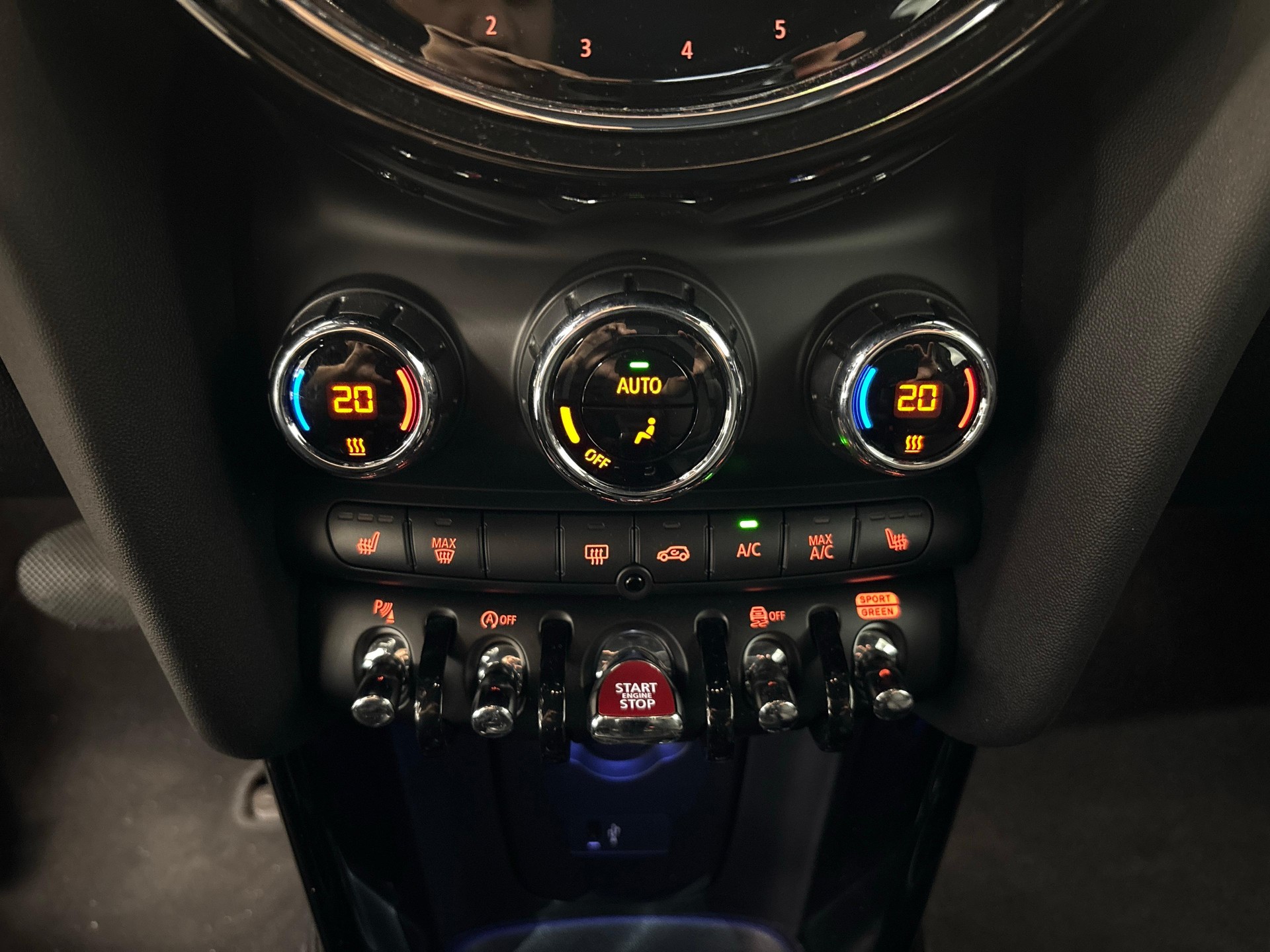 MINI F56 1.5i Cooper-image-13