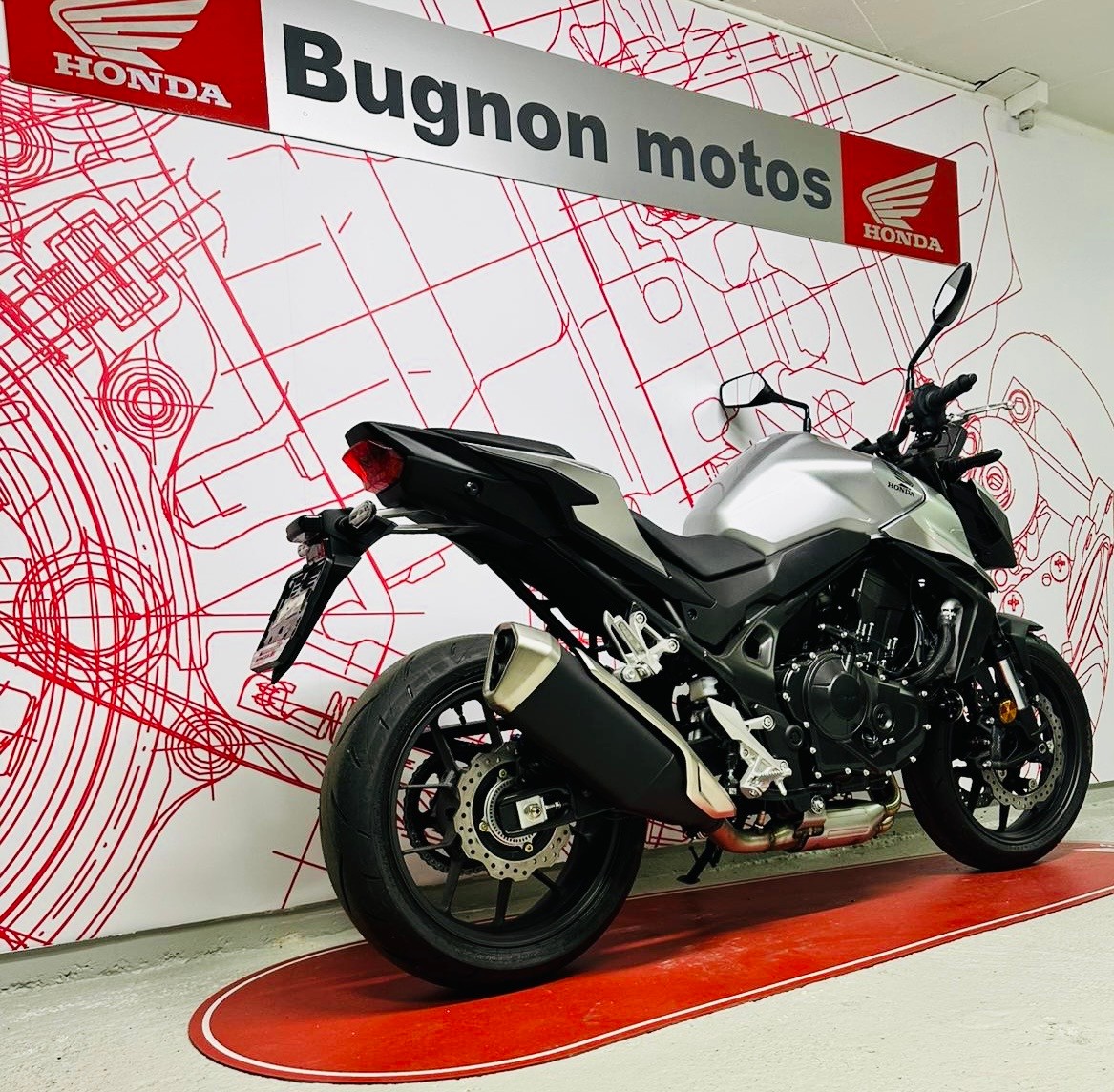 HONDA CB 750 Hornet-showroom-element-2
