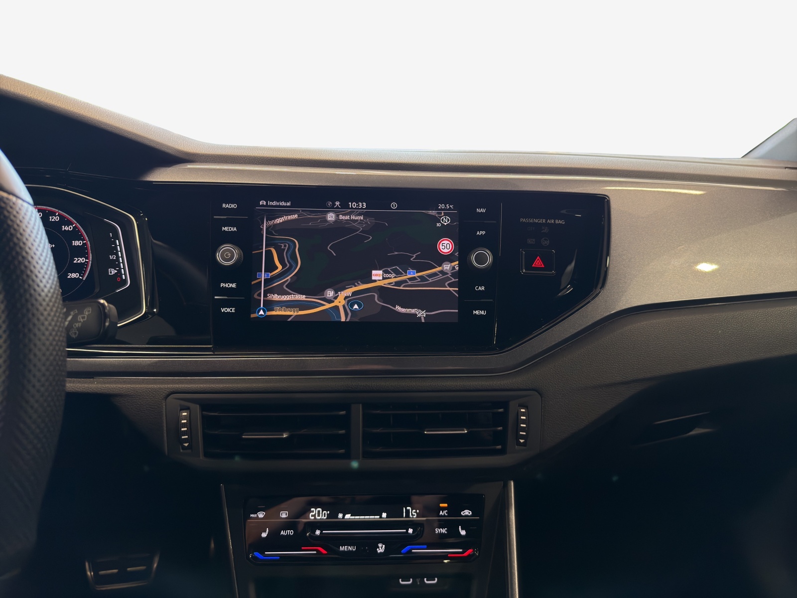 VW Polo 2.0 TSI GTI DSG-image-10