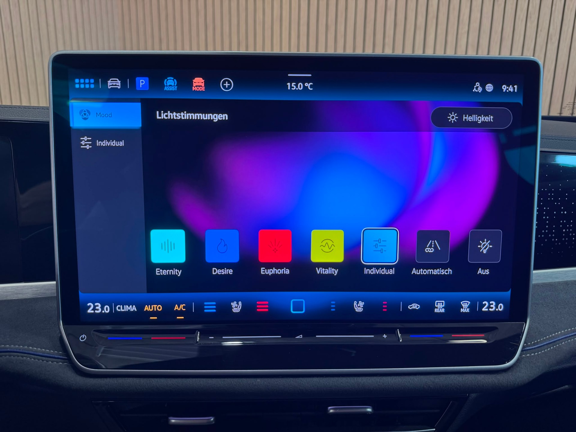 VW Passat Variant 1.5 eTSI evo2 Business DSG *Chilirot Metallic*-image-18
