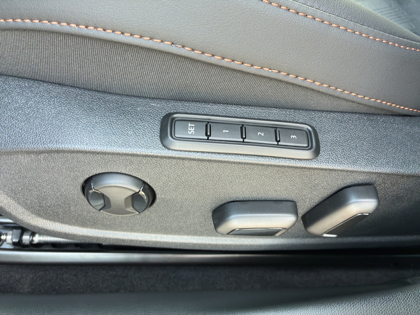 CUPRA Formentor 1.5 e-HYBRID pHEV Prime Edition DSG-image-14