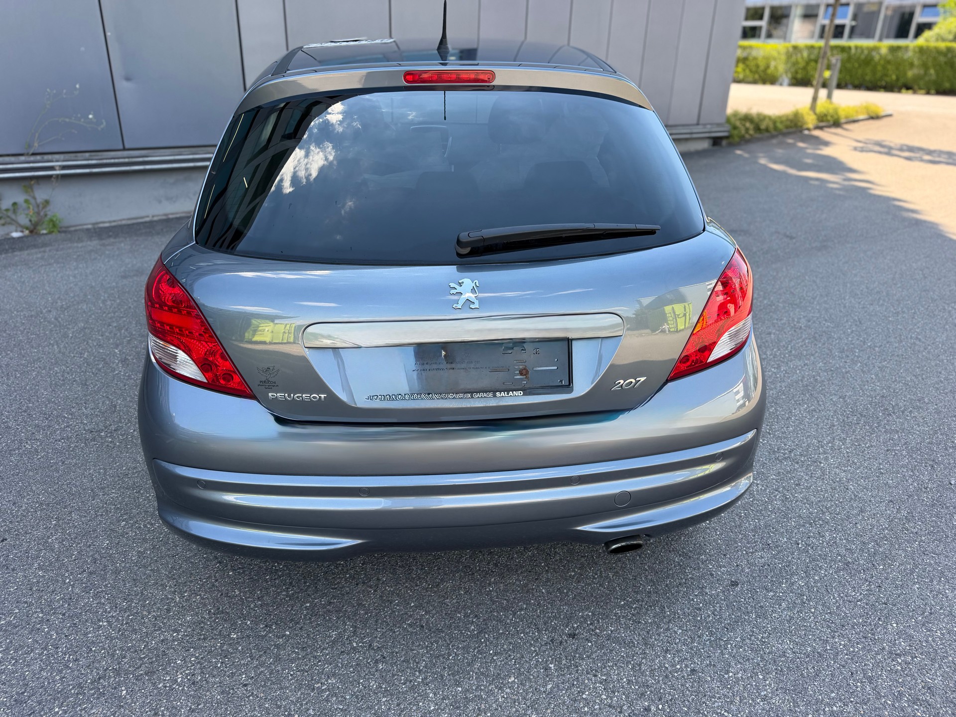 PEUGEOT 207 1.6 16V Swiss Edition-image-20
