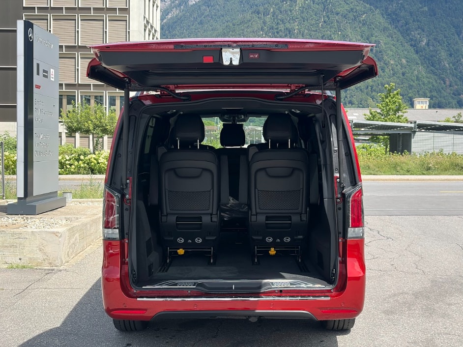 MERCEDES-BENZ V 300 d Exclusive L SWISS EDITION 4MATIC-image-8