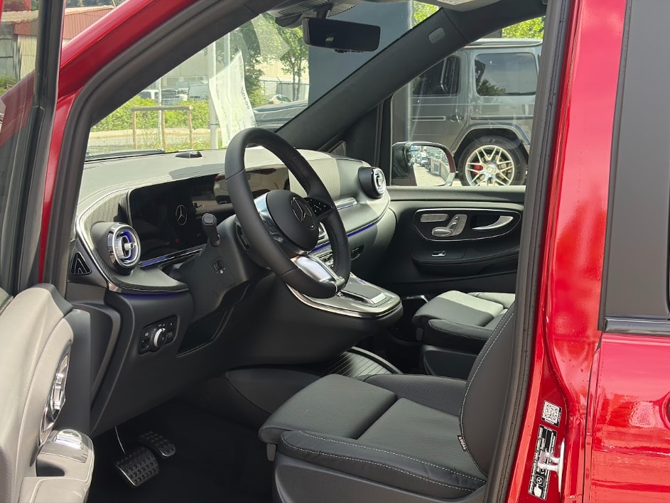 MERCEDES-BENZ V 300 d Exclusive L SWISS EDITION 4MATIC-image-18