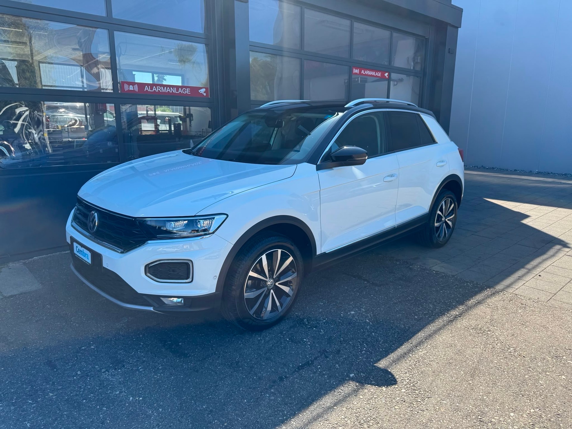 VW T-Roc 1.0 TSI Value-image-0