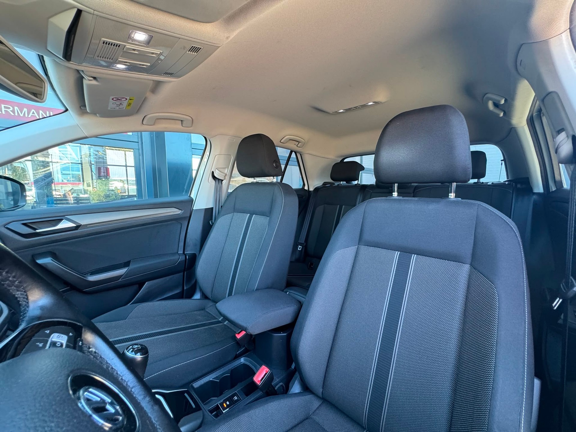 VW T-Roc 1.0 TSI Value-image-9