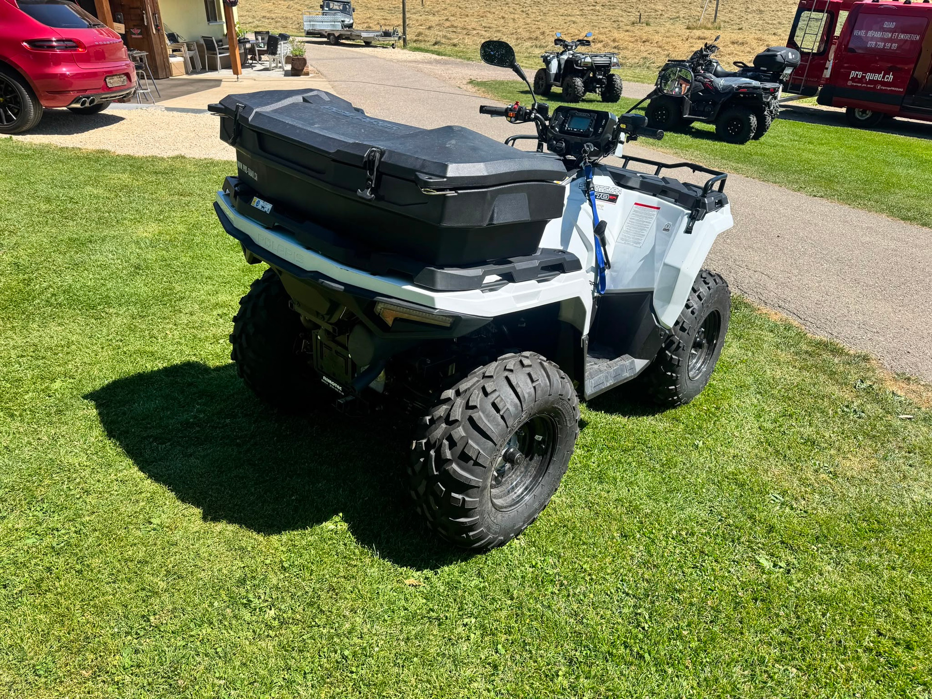 POLARIS Sportsman 570 4x4-image-2