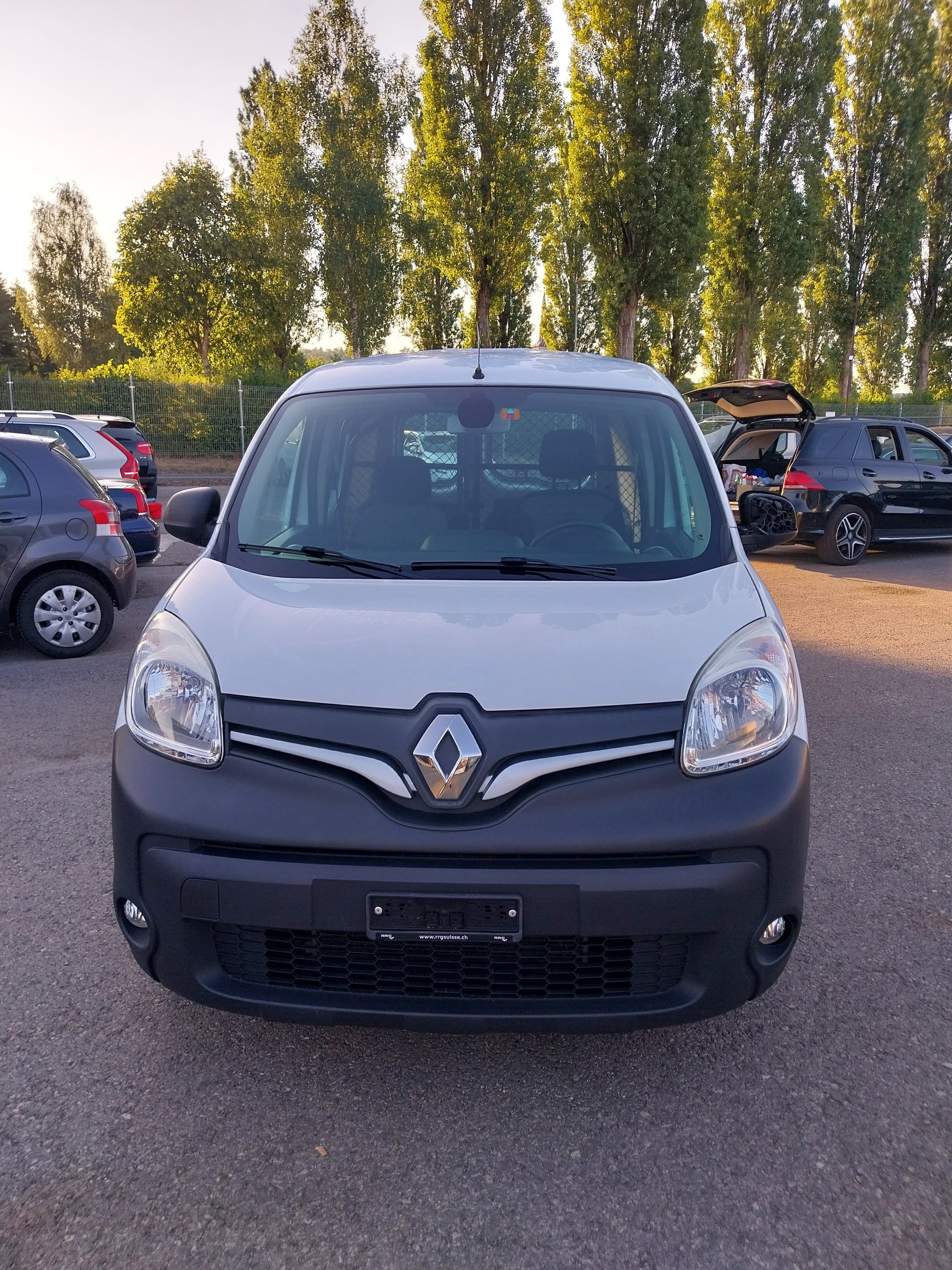 RENAULT KANGOO-image-1