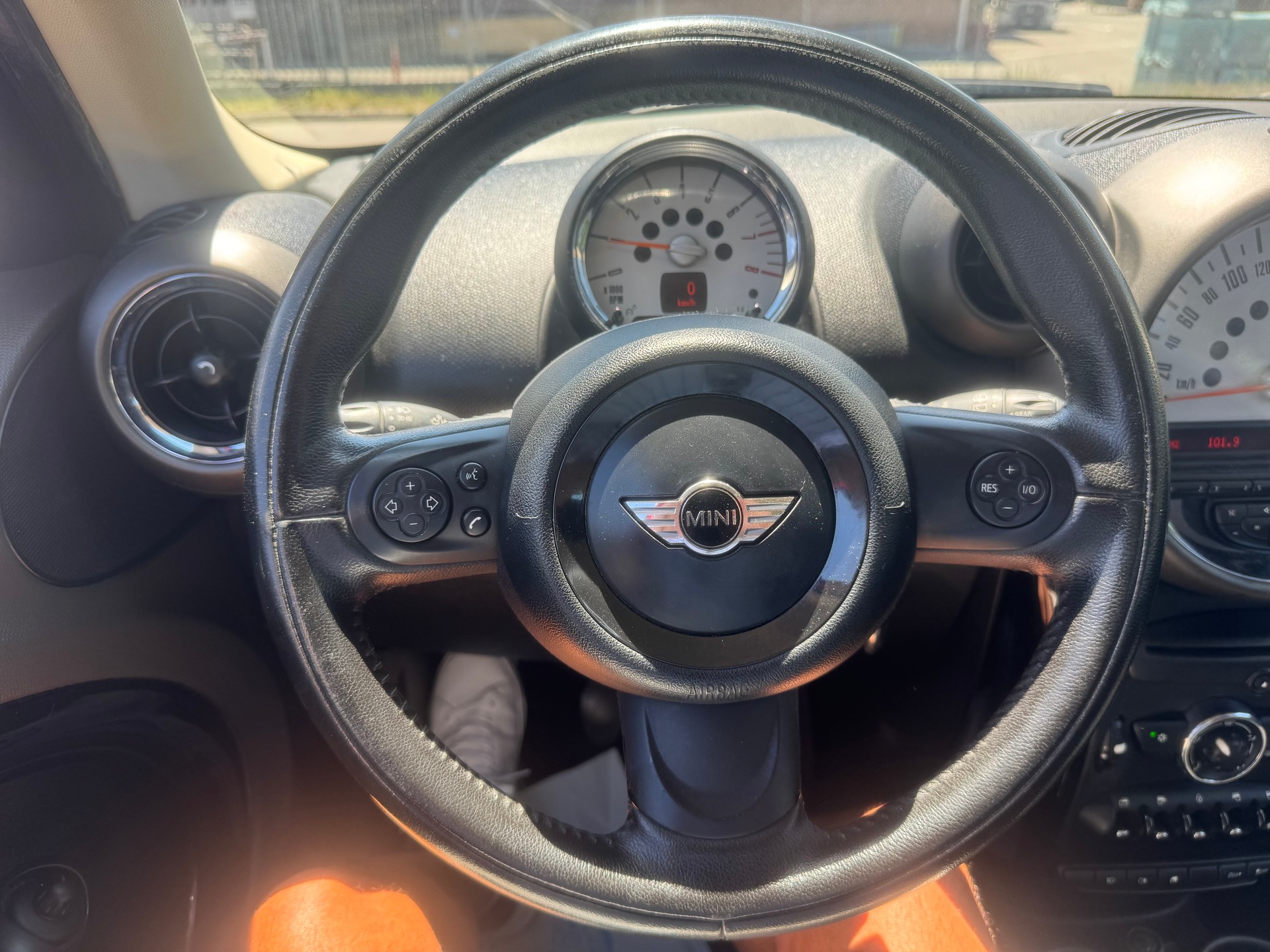 MINI Countryman One FWD-image-13