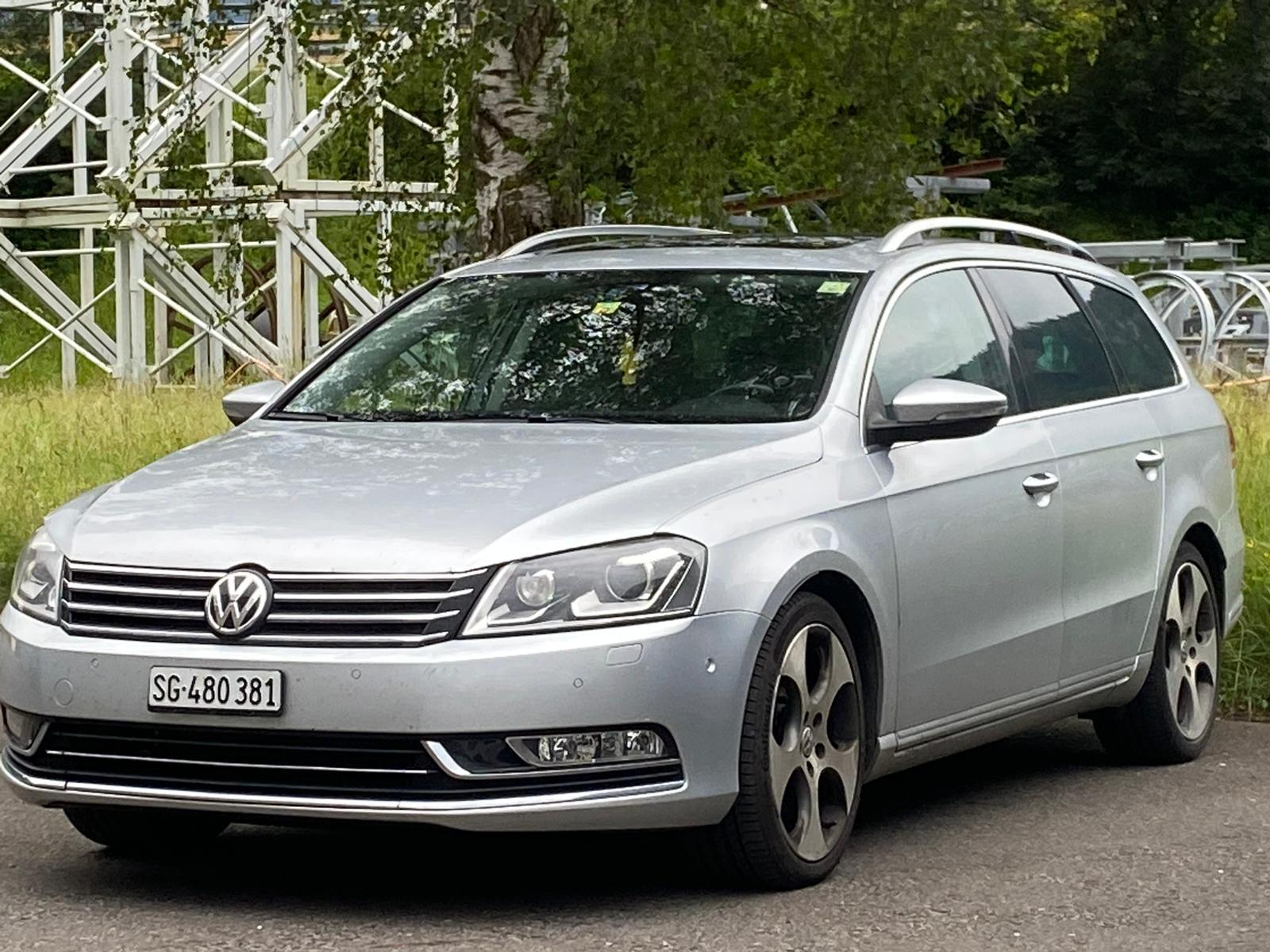VW Passat Variant 2.0 TDI BMT Highline 4MDSG-image-10