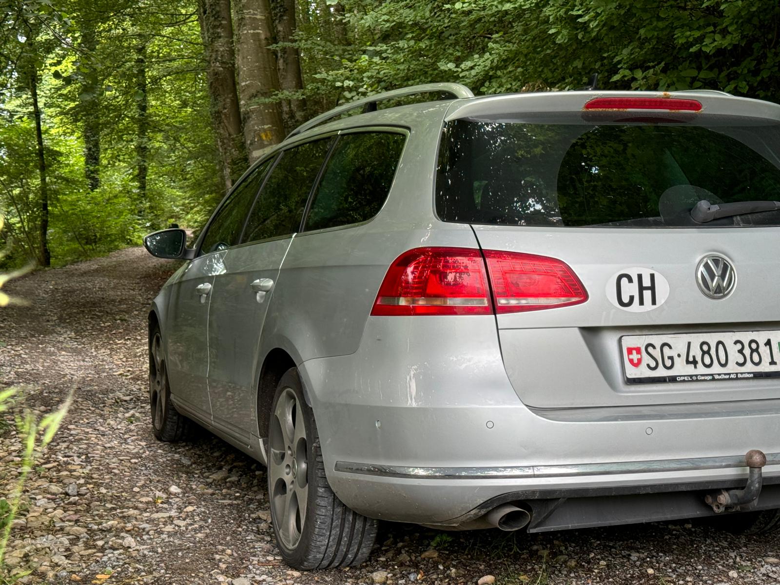 VW Passat Variant 2.0 TDI BMT Highline 4MDSG-image-4