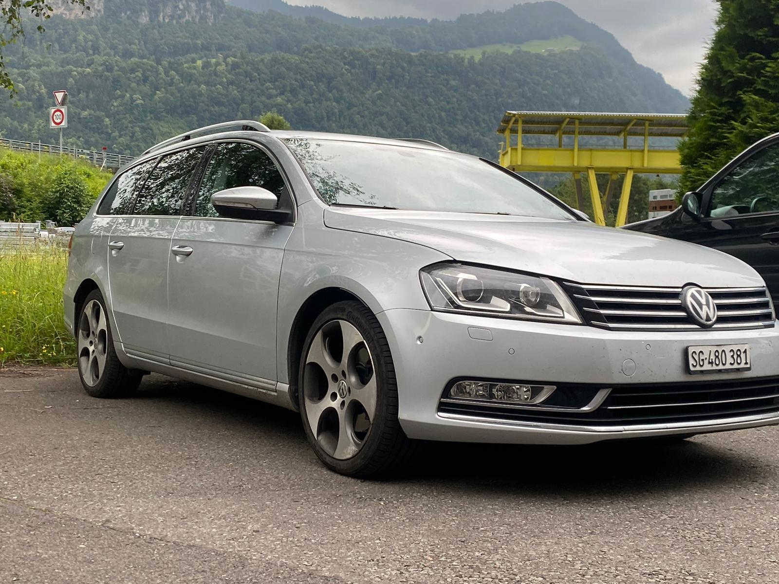 VW Passat Variant 2.0 TDI BMT Highline 4MDSG-image-11