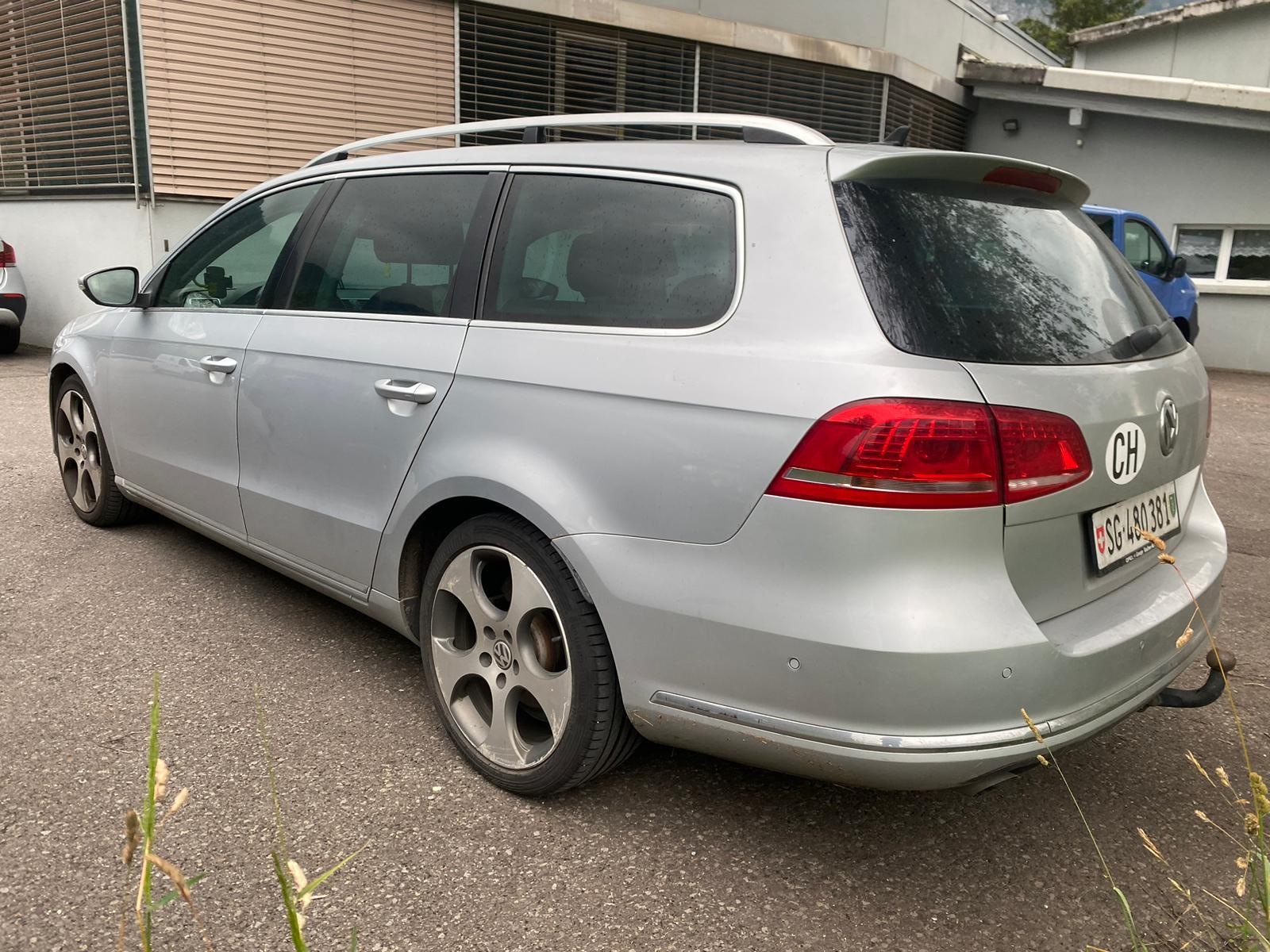 VW Passat Variant 2.0 TDI BMT Highline 4MDSG-image-13