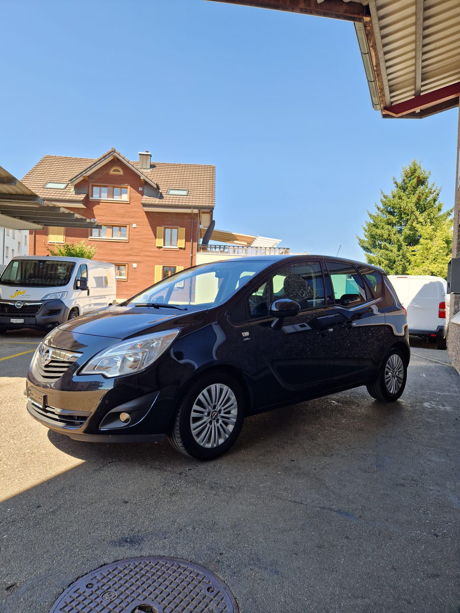 OPEL Meriva 1.4 Turbo Active Edition-image-2