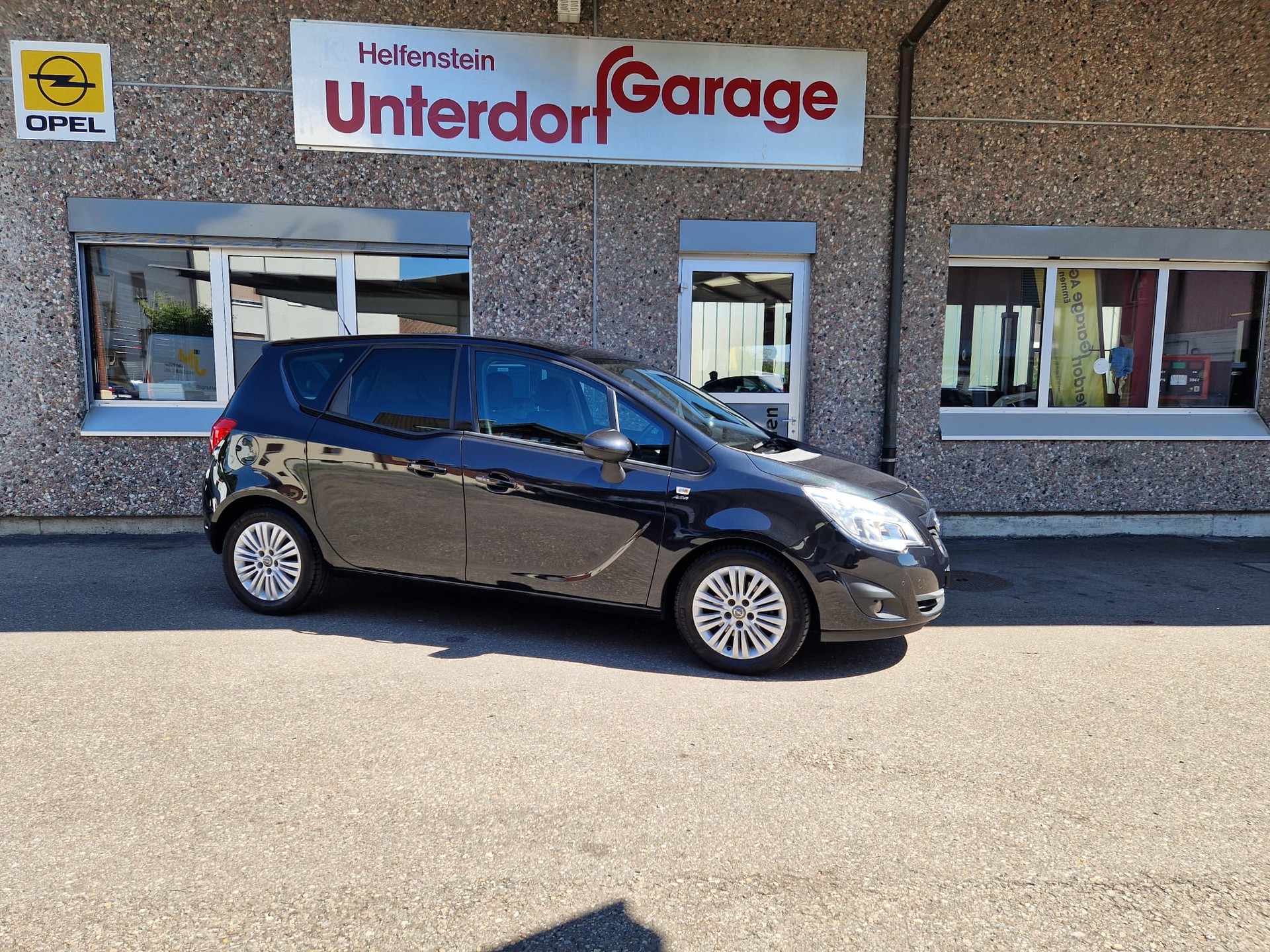 OPEL Meriva 1.4 Turbo Active Edition-image-1