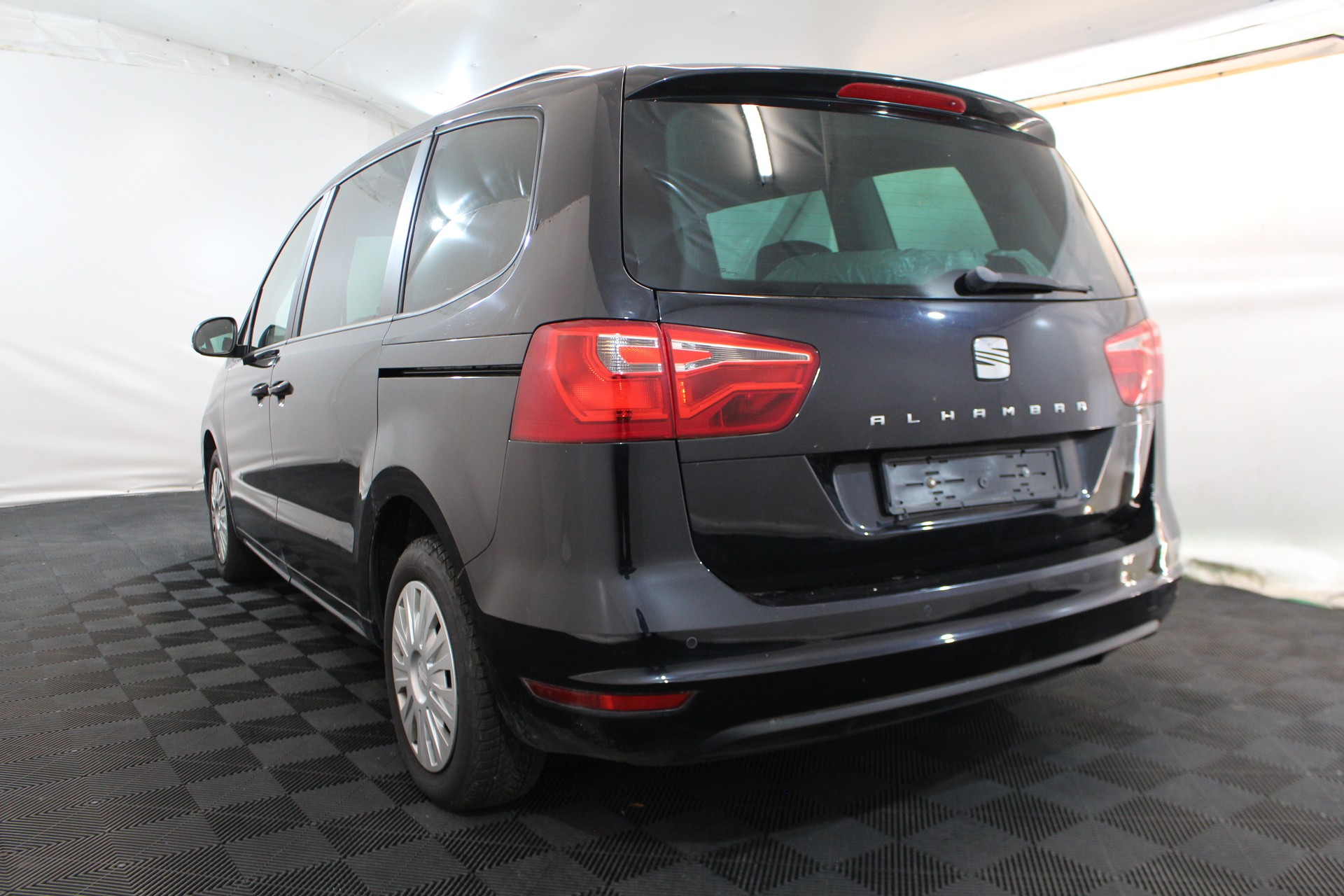 SEAT Alhambra 2.0 TDI 177 Reference S/S-image-3