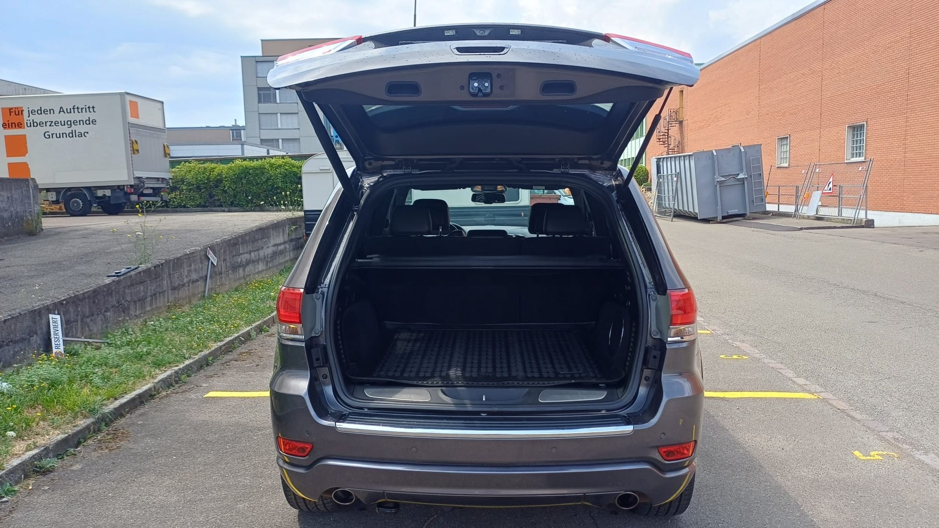 JEEP Grand Cherokee 3.0 CRD Overland Automatic-image-6