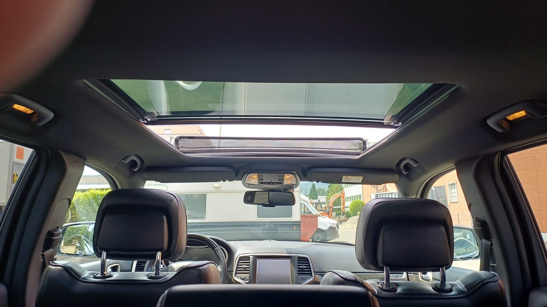 JEEP Grand Cherokee 3.0 CRD Overland Automatic-image-7