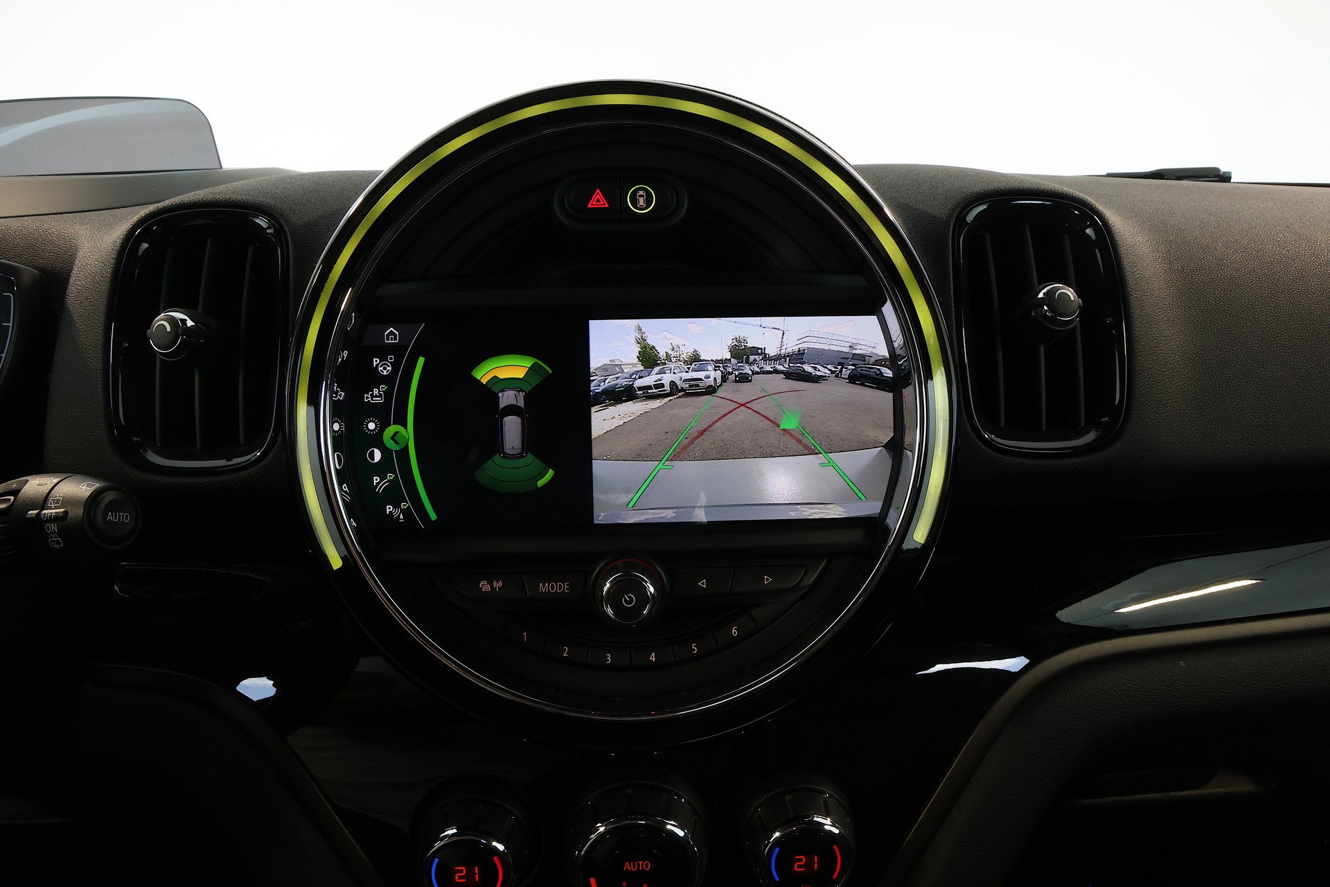 MINI Countryman F60 2.0i Cooper S SAG ALL4-image-9