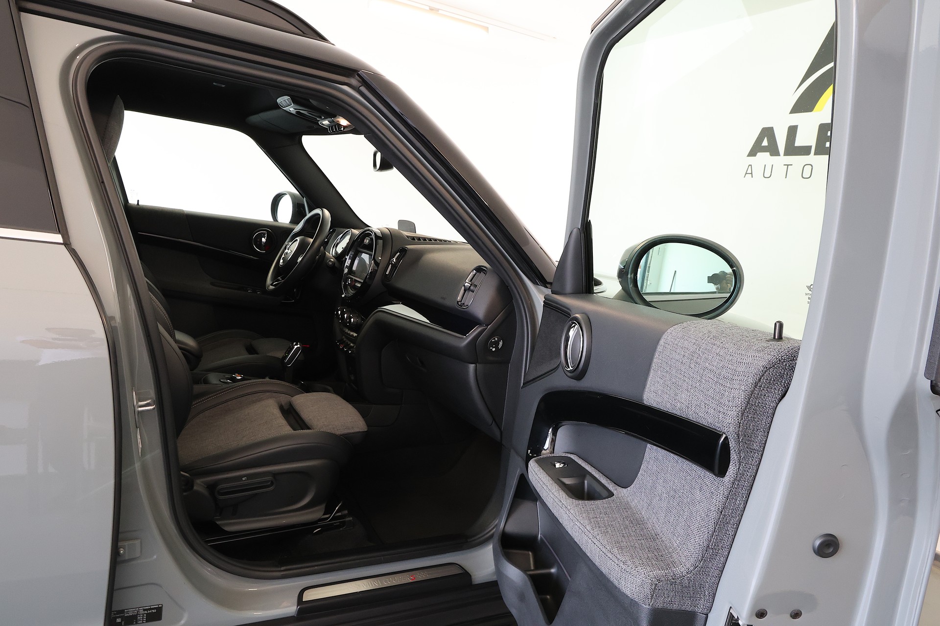 MINI Countryman F60 2.0i Cooper S SAG ALL4-image-10