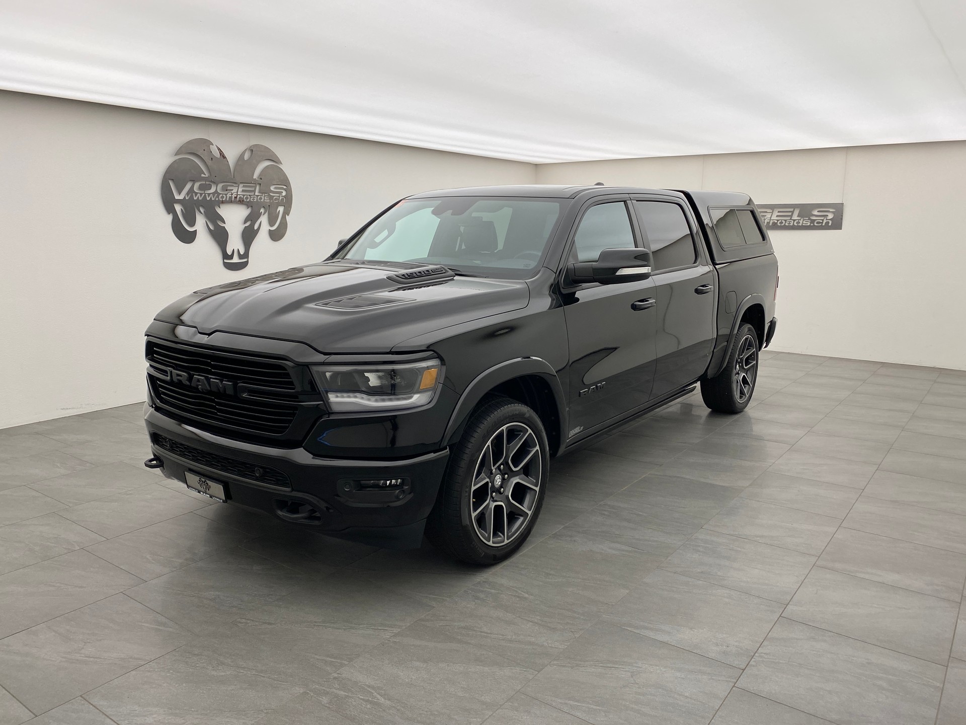 DODGE Ram 1500 V8 5.7 Laramie sport Crew Cab