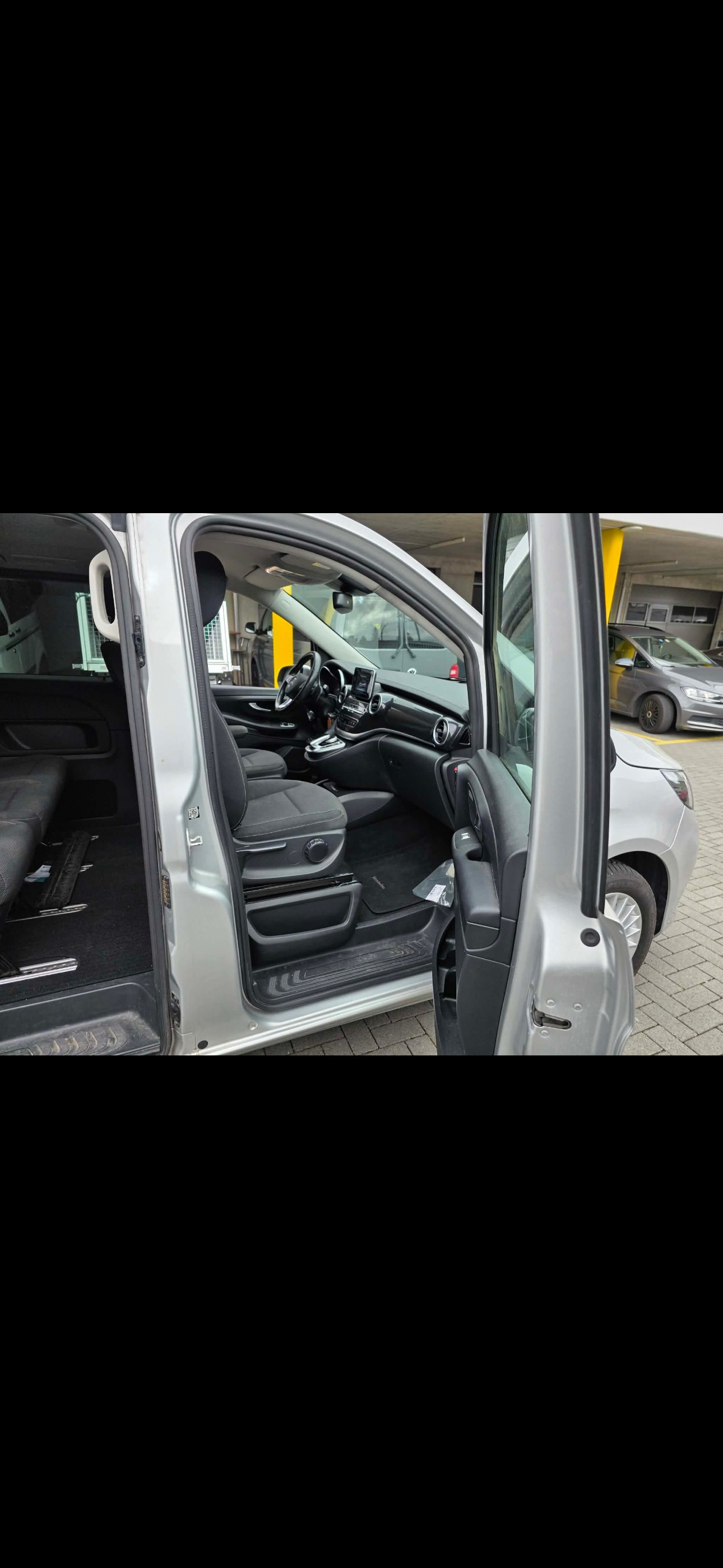 MERCEDES-BENZ V 220 d Trend kompakt 4Matic 7G-Tronic-image-6