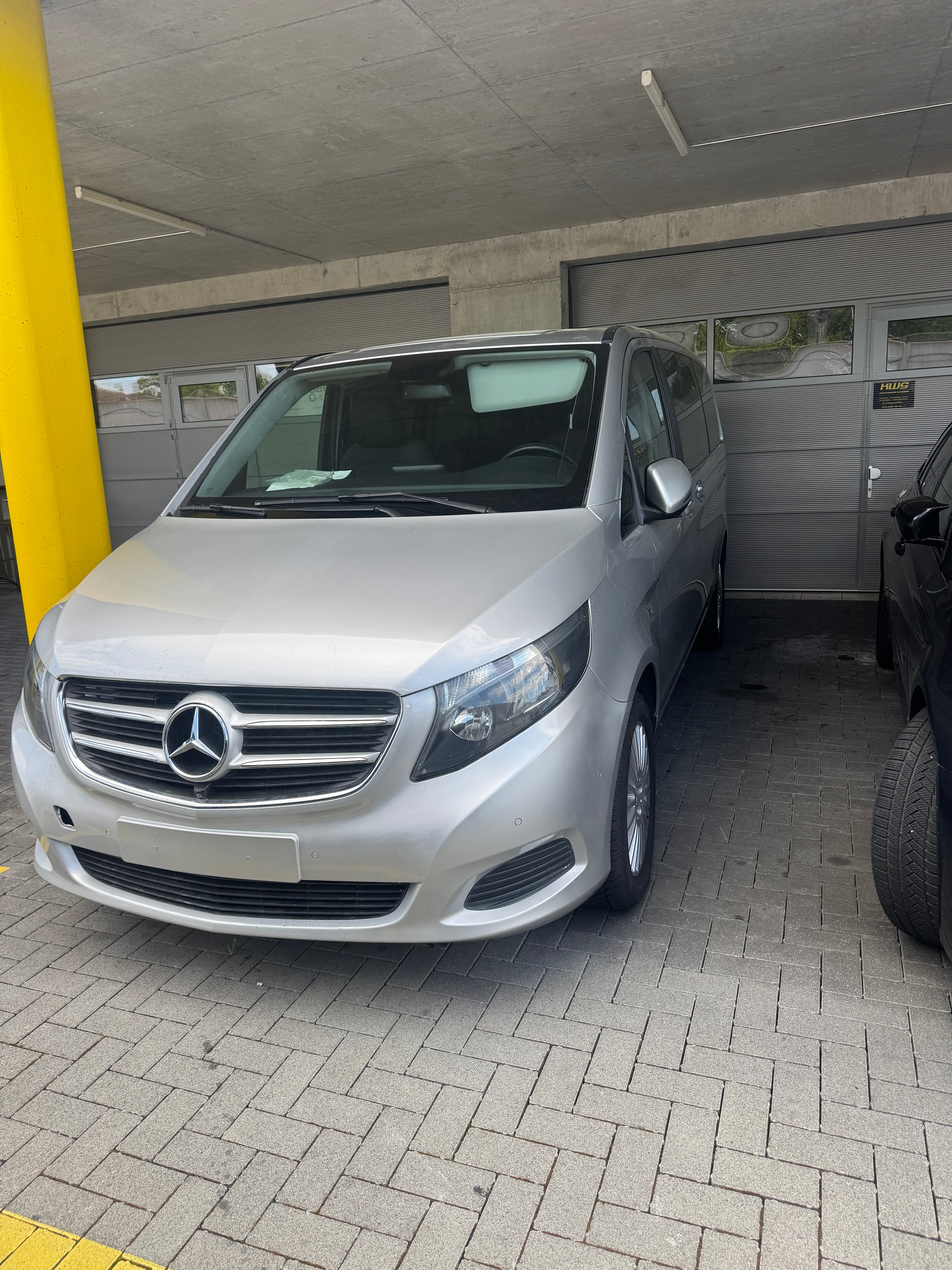 MERCEDES-BENZ V 220 d Trend kompakt 4Matic 7G-Tronic-showroom-element-2