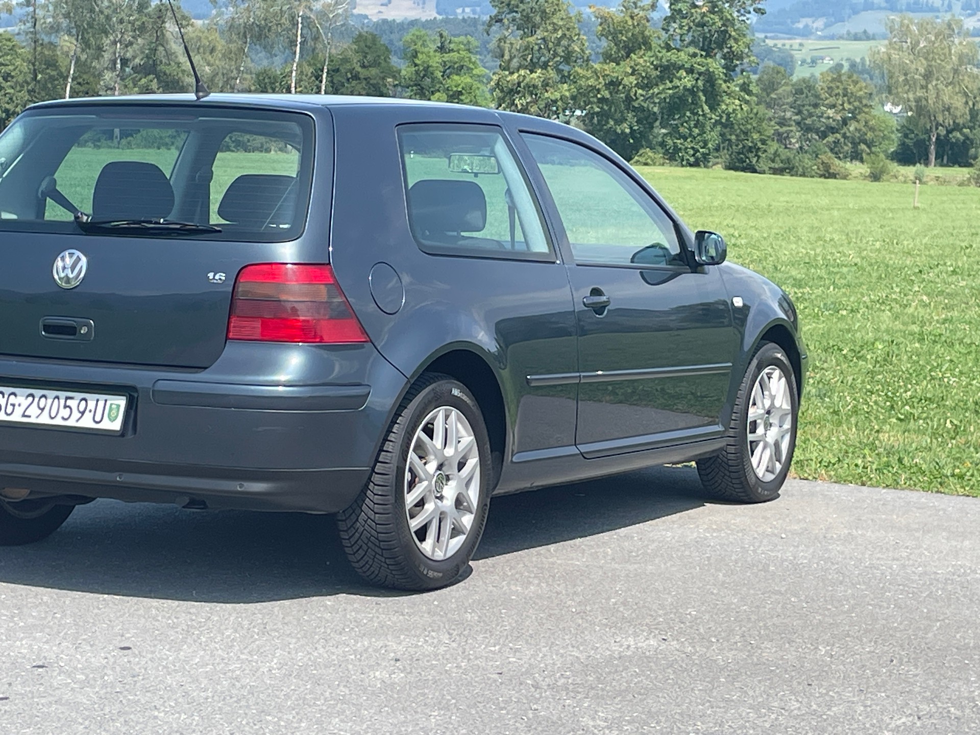 VW Golf 1.6 Ocean Automatic-image-8