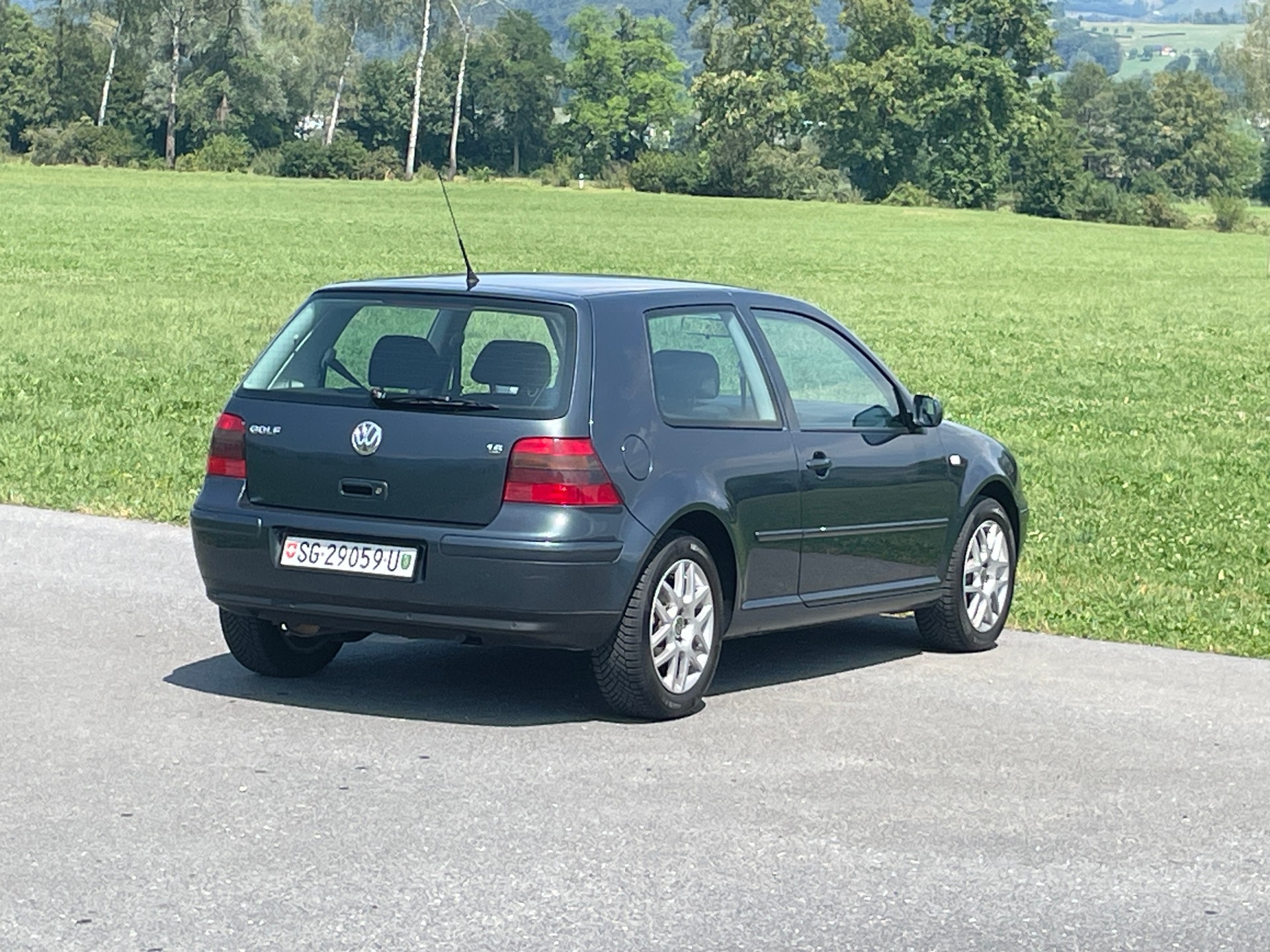 VW Golf 1.6 Ocean Automatic-image-5