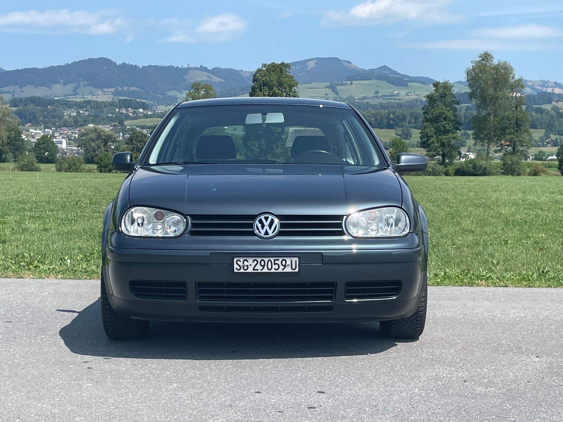 VW Golf 1.6 Ocean Automatic-image-3