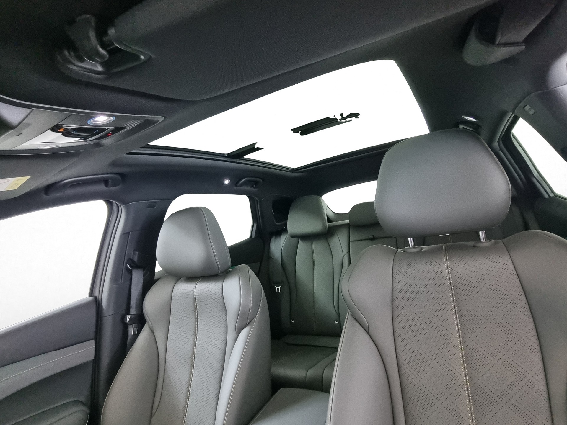 BYD Atto 3 EVO Excellence AWD-image-12