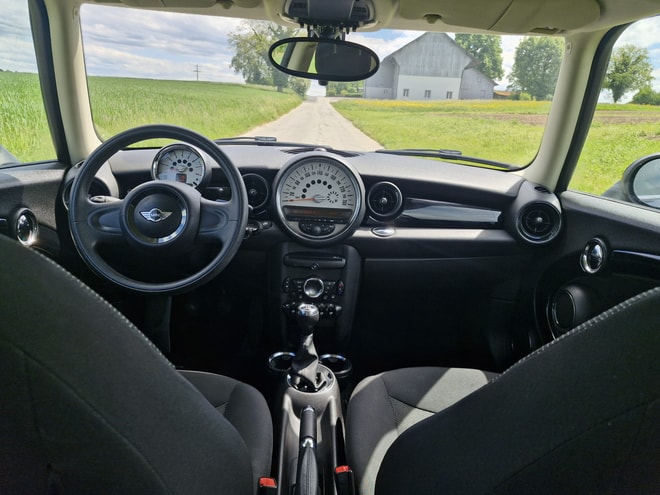 MINI One-image-6