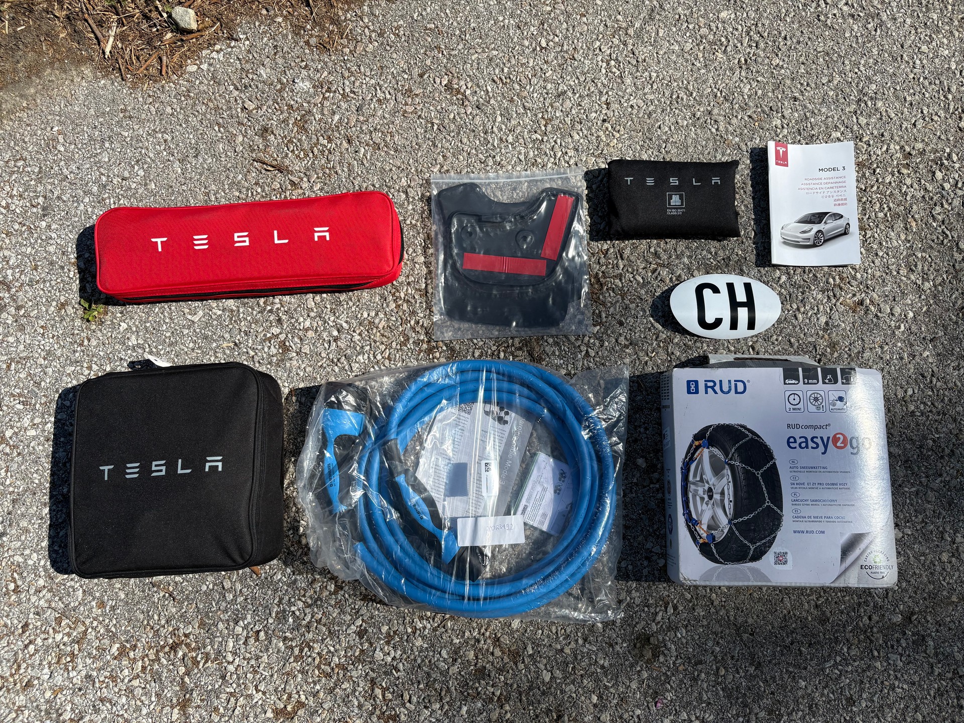 TESLA Model 3 Long Range AWD Performance-image-7
