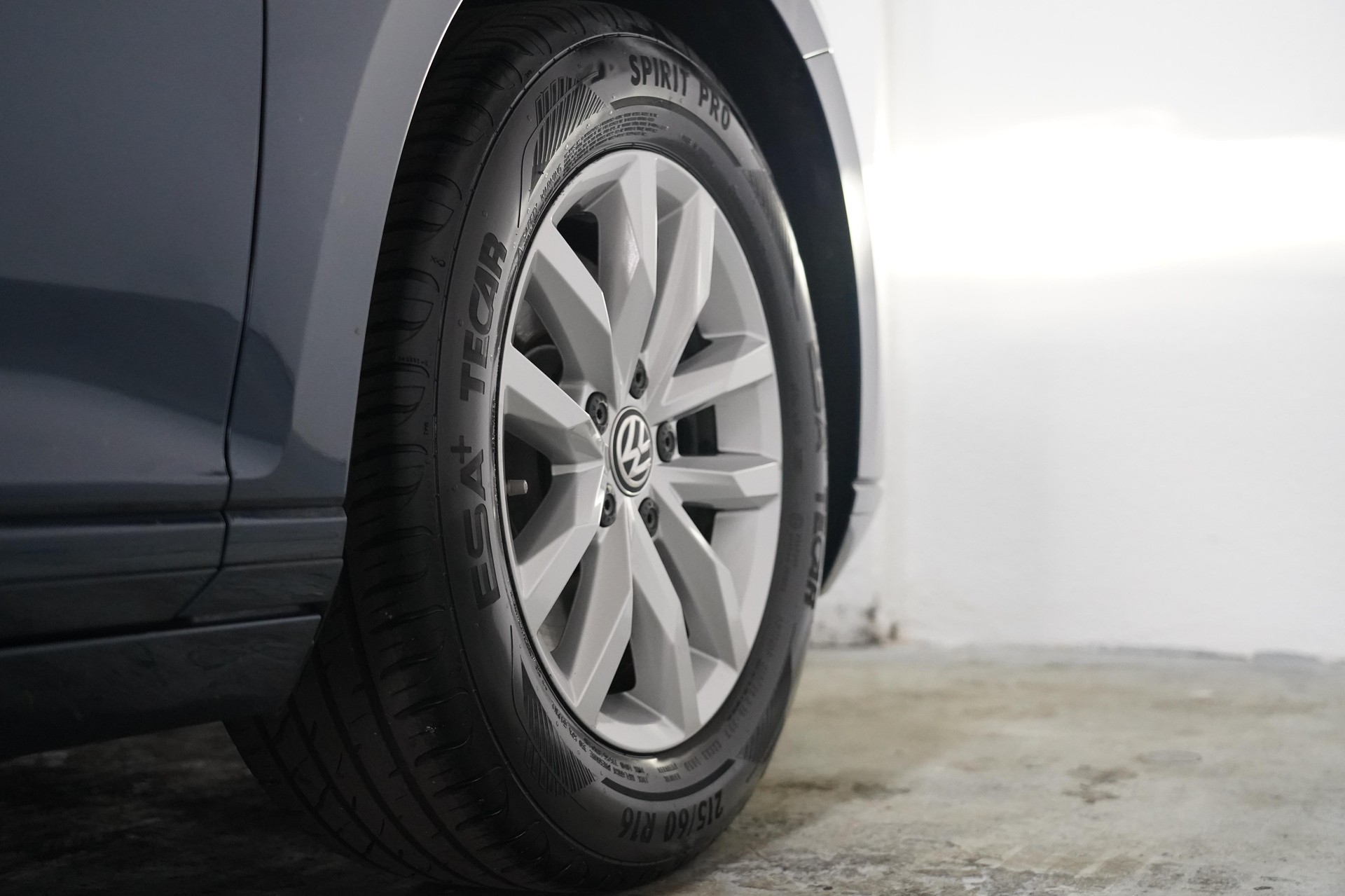 VW Passat Variant 1.5 TSI EVO Business DSG-image-9