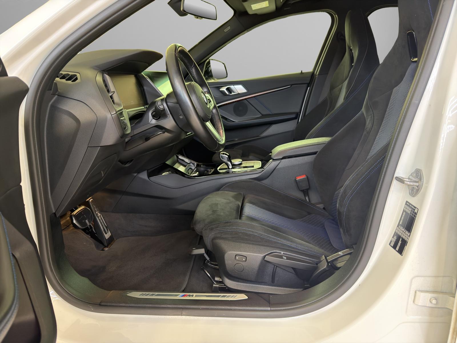 BMW 118i M-SportPaket-image-10
