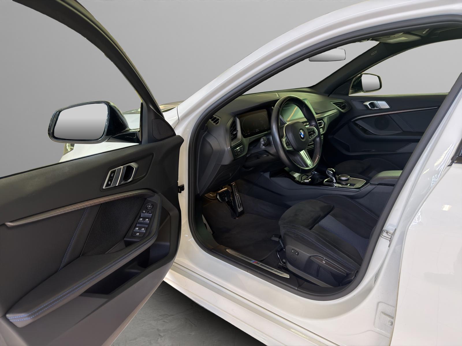 BMW 118i M-SportPaket-image-9