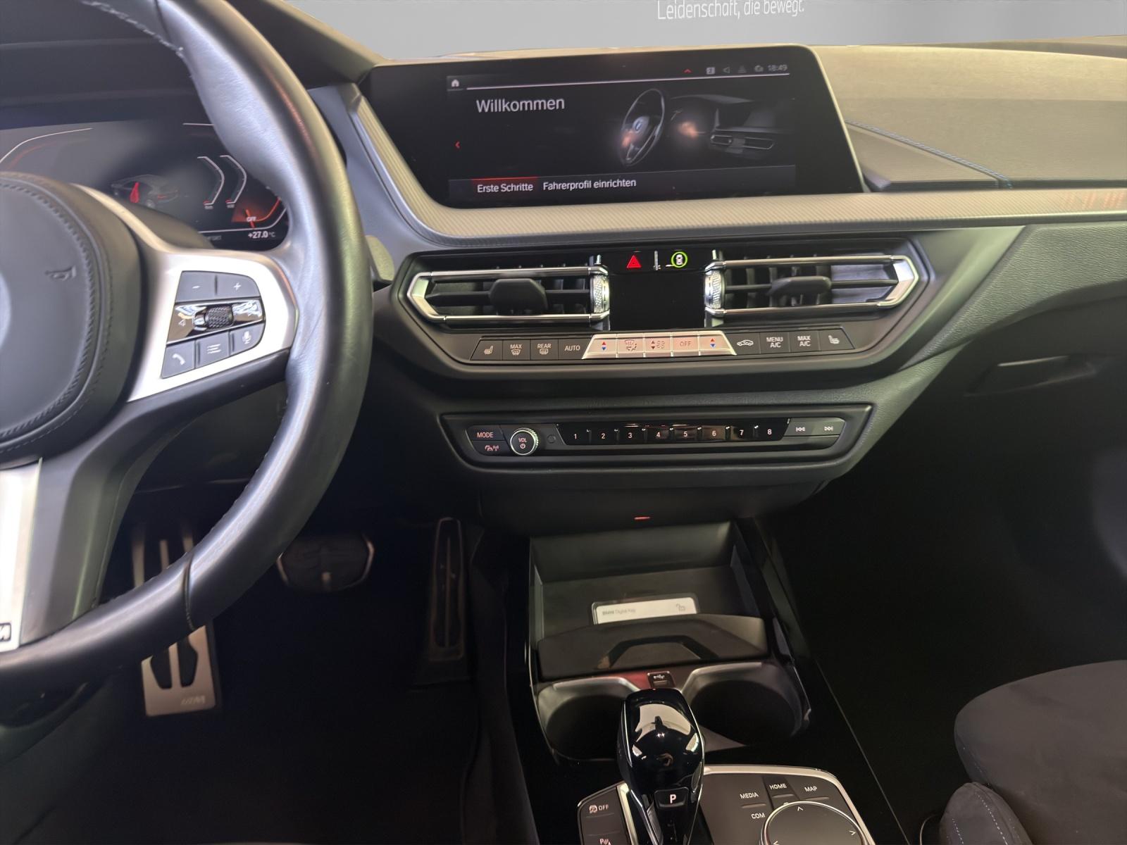 BMW 118i M-SportPaket-image-15