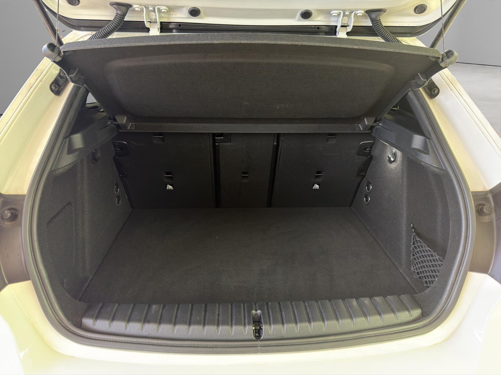 BMW 118i M-SportPaket-image-19