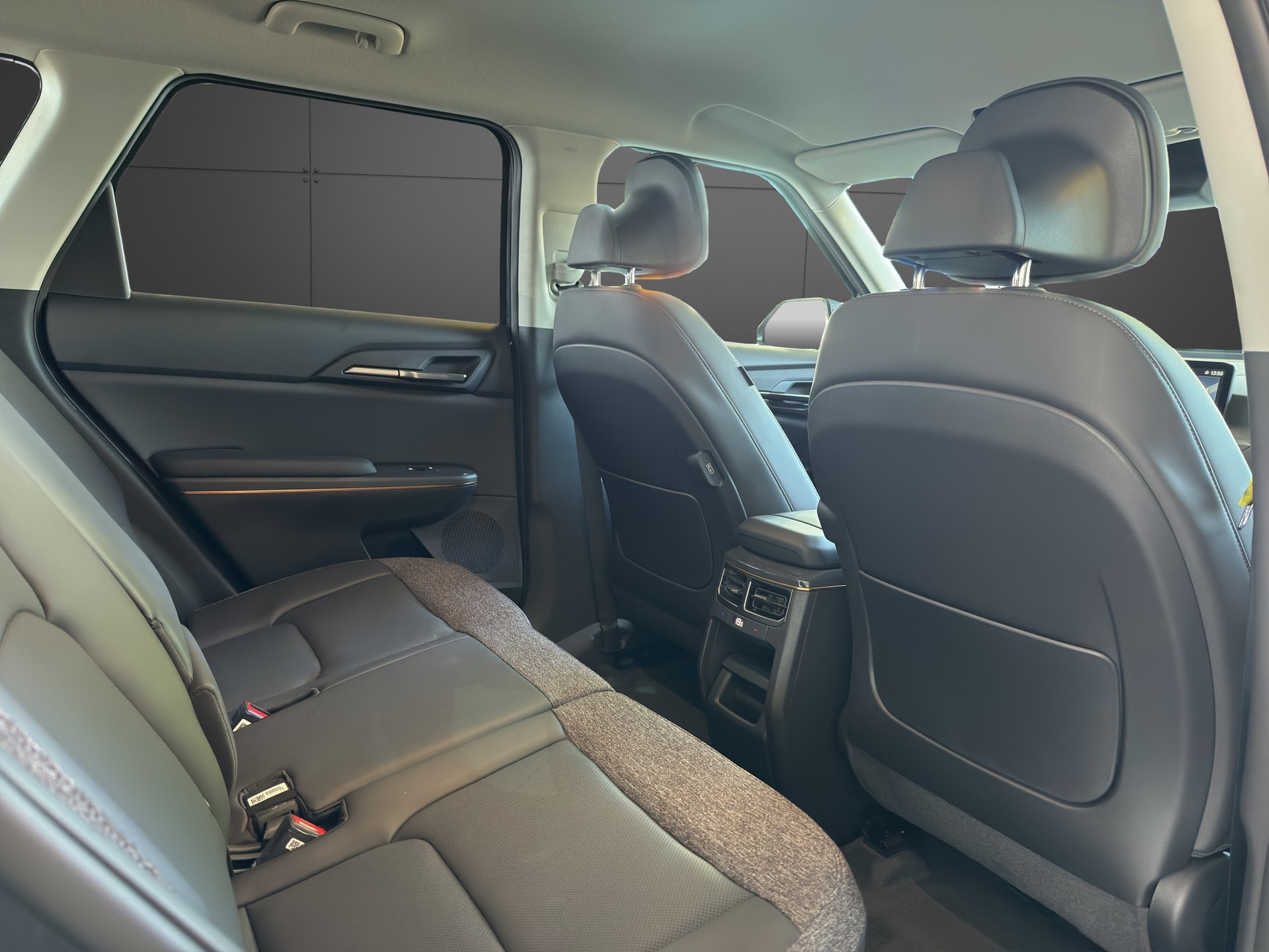 KIA EV5 81,4 kWh Earth 4x4-image-7