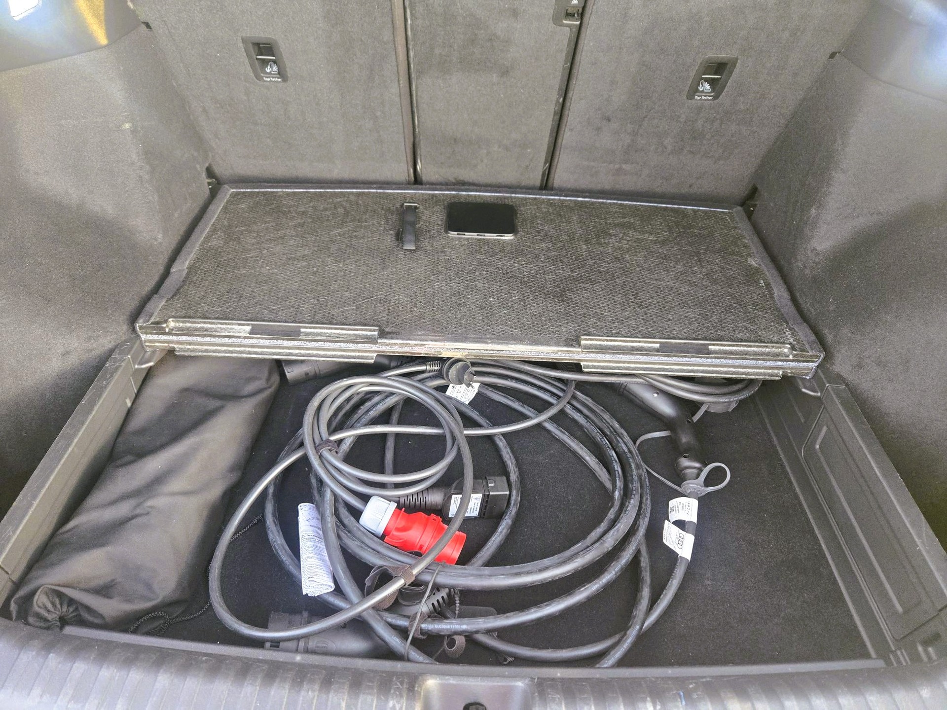 AUDI 50 quattro, S-Line-image-11