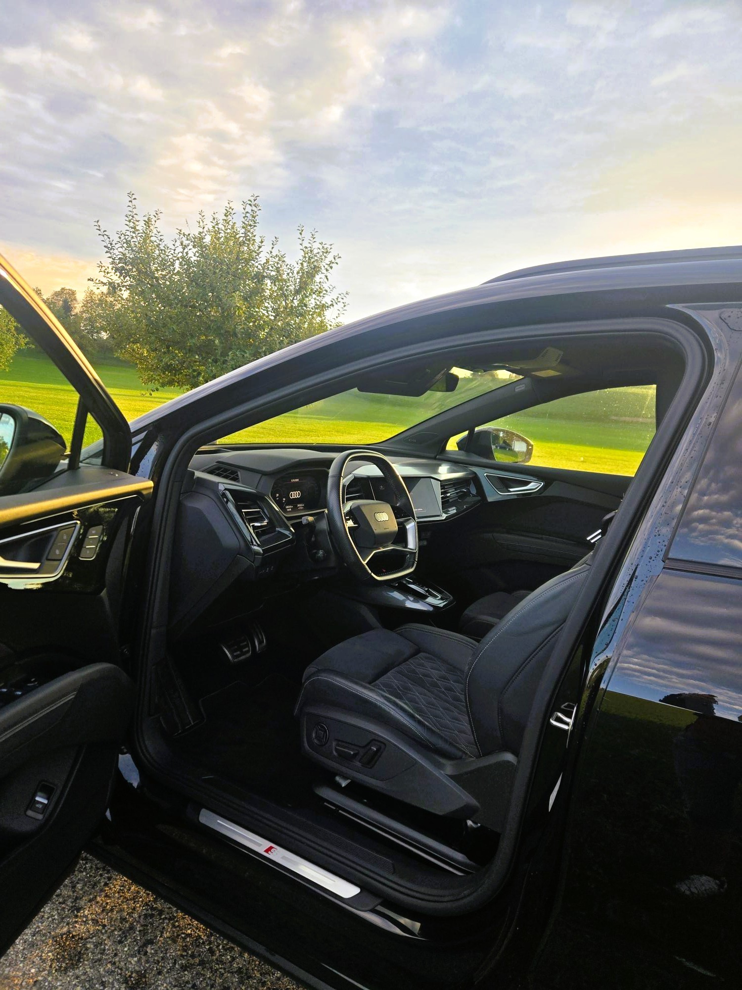 AUDI 50 quattro, S-Line-image-5