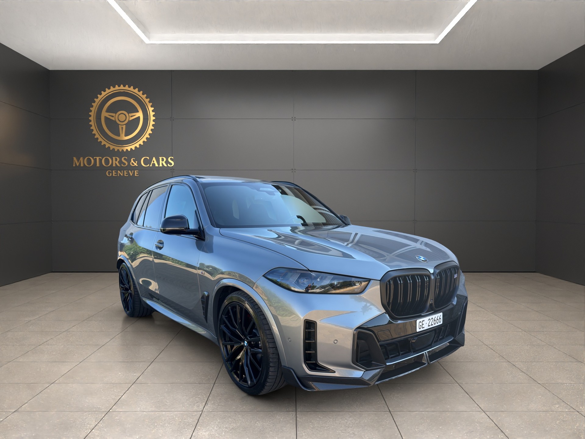 BMW X5 xDrive 48V 40d M Sport Pro Steptronic-image-1