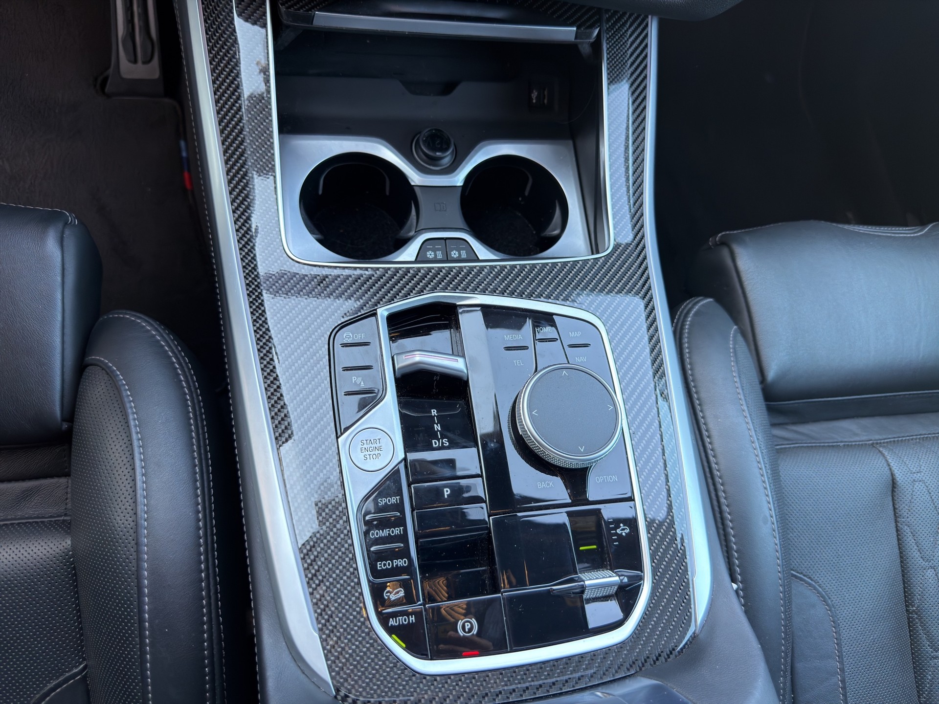 BMW X5 xDrive 48V 40d M Sport Pro Steptronic-image-18