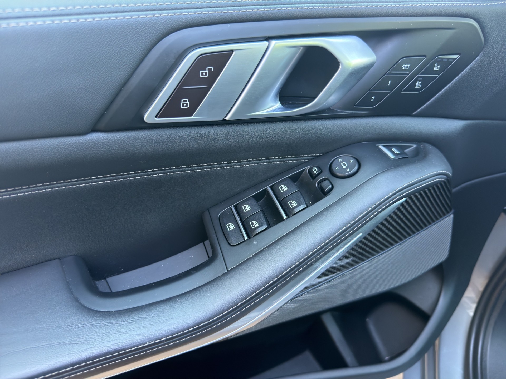 BMW X5 xDrive 48V 40d M Sport Pro Steptronic-image-20