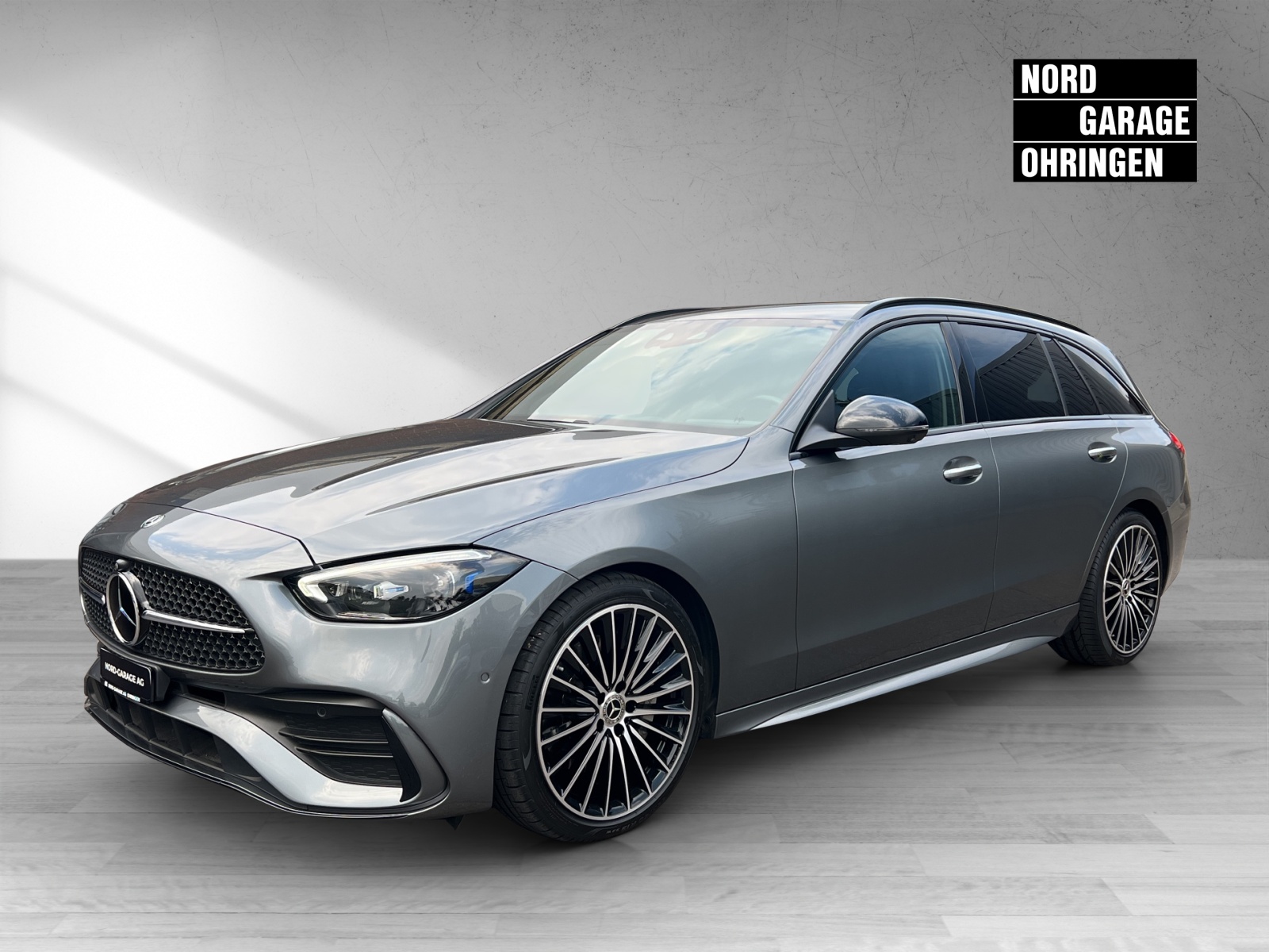 MERCEDES-BENZ C 300 d T AMG Line-image-0