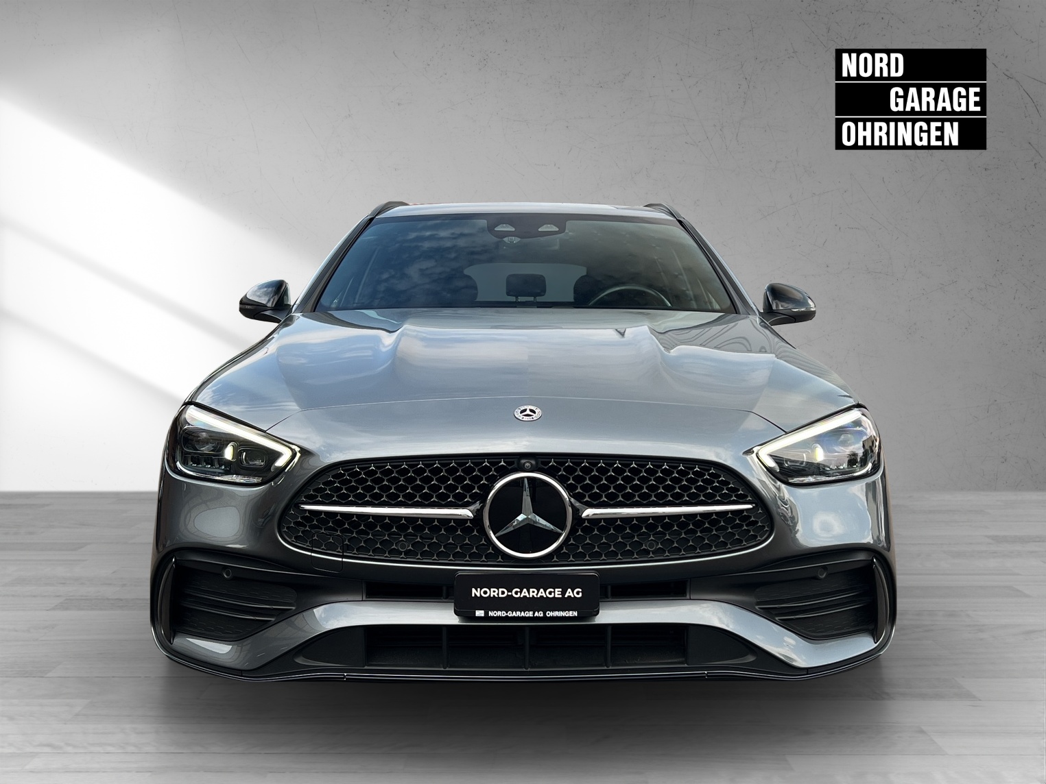 MERCEDES-BENZ C 300 d T AMG Line-image-1